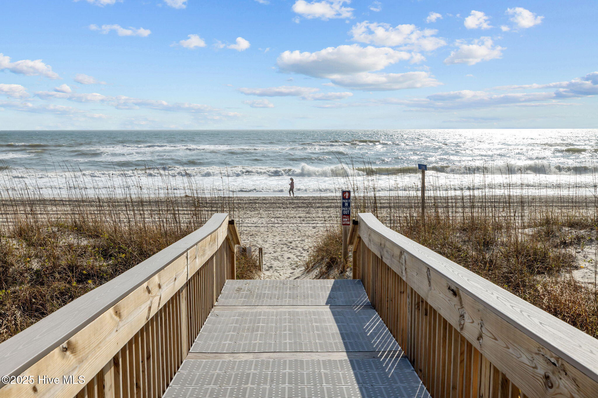 Homes for sale in Emerald Isle, NC | 2106 Ocean Dr, Emerald Isle, NC 28594 | MLS# 100543368