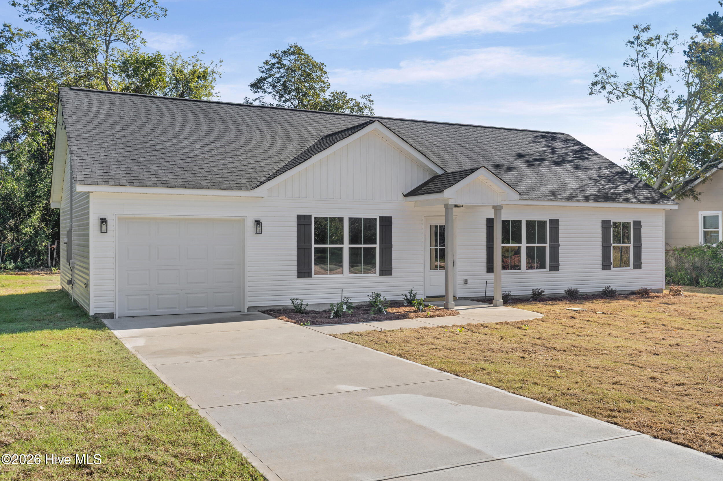 Photo 3 of Single family home for sale at 327 Sims Ave, Augusta, GA 30906 | MLS# 100607673 | Listing updated on 2026-10-02