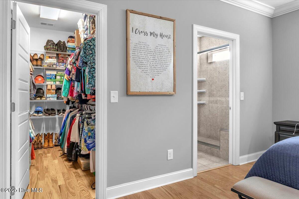 100530078 | Photo 26