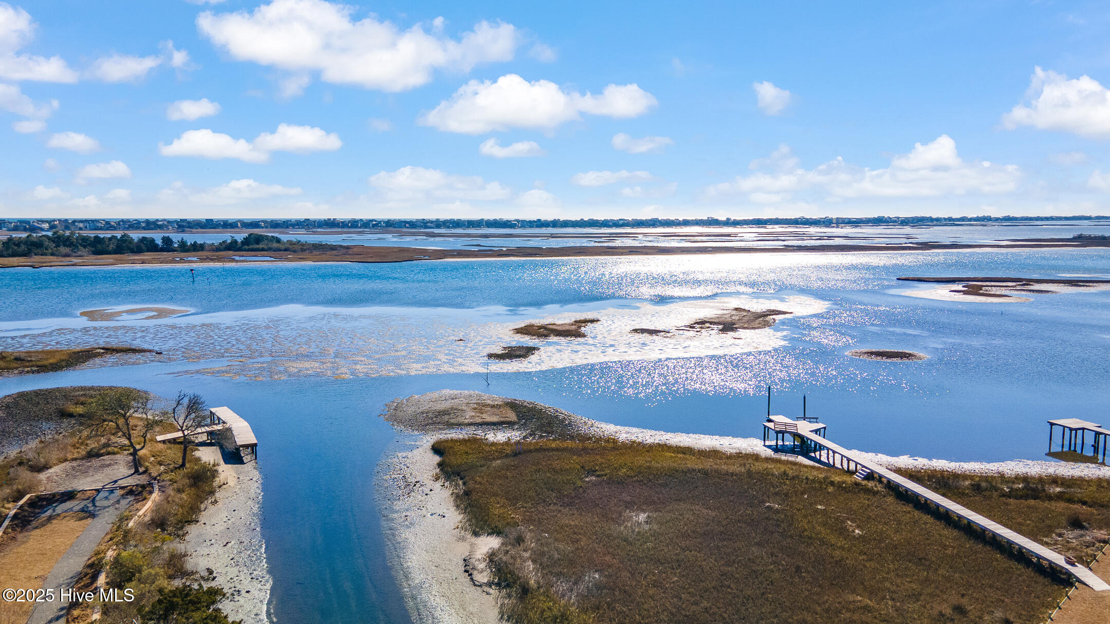 100483189 | Photo 19