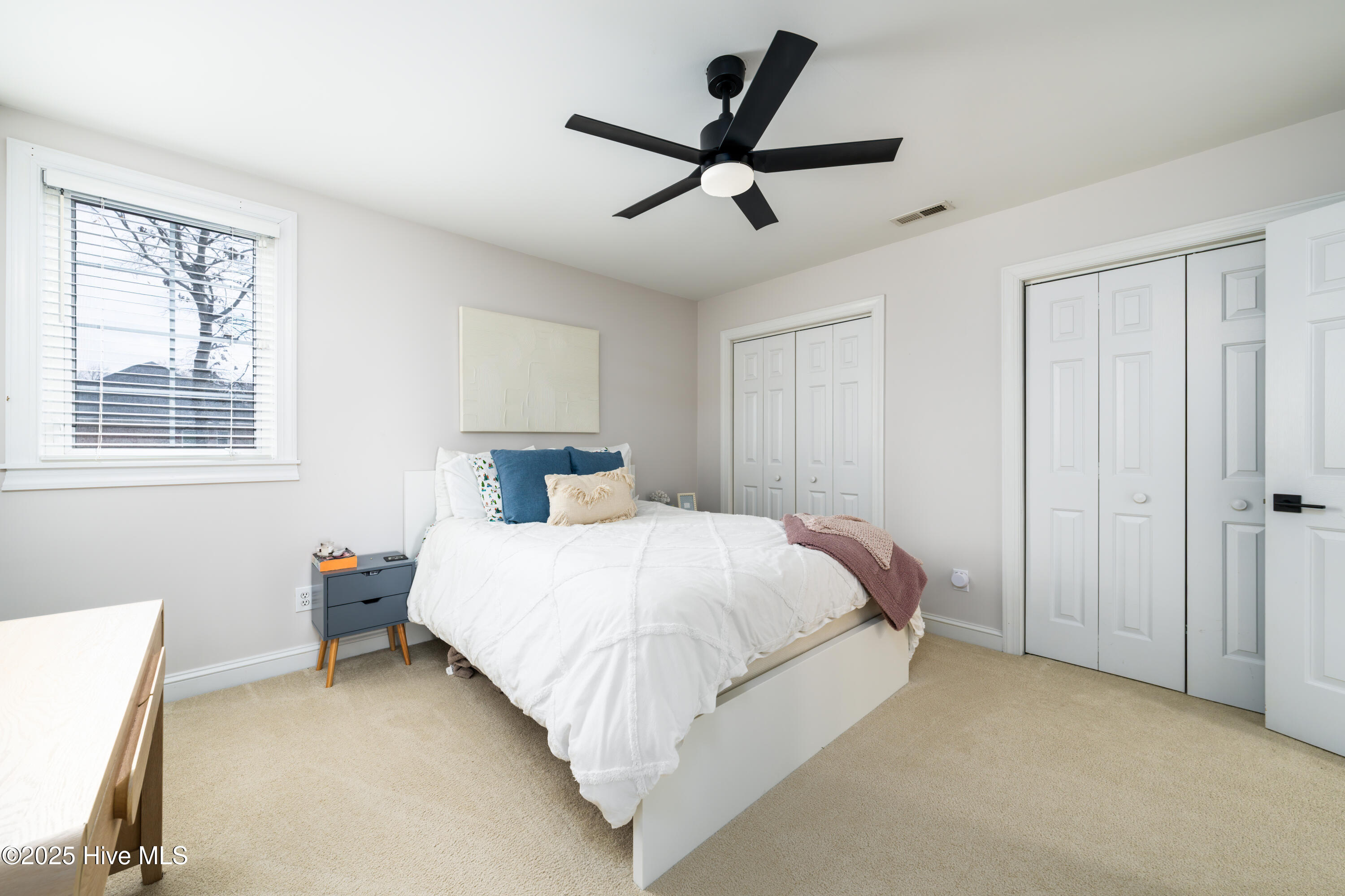 100544767 | Photo 35