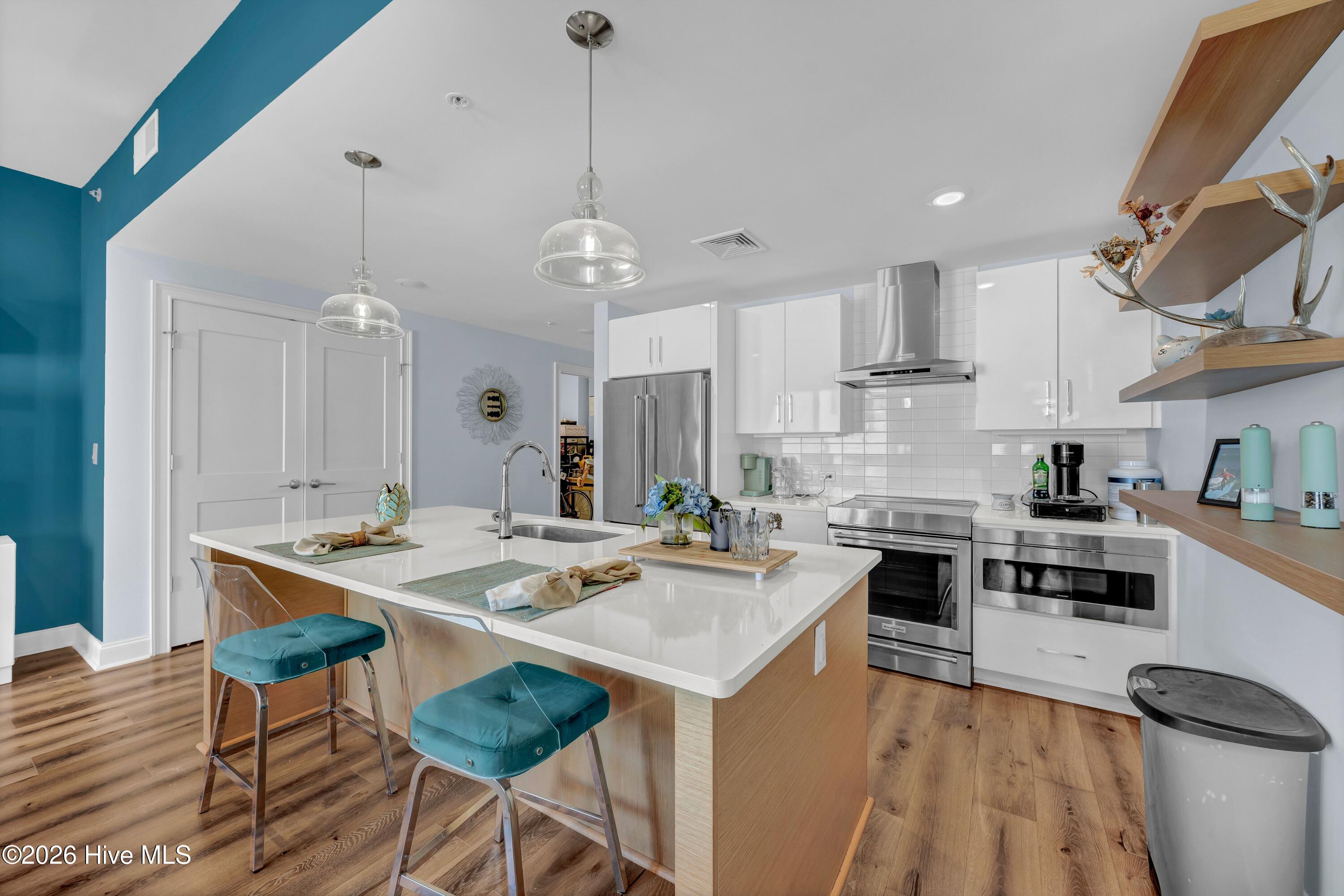 100551474 | Photo 48