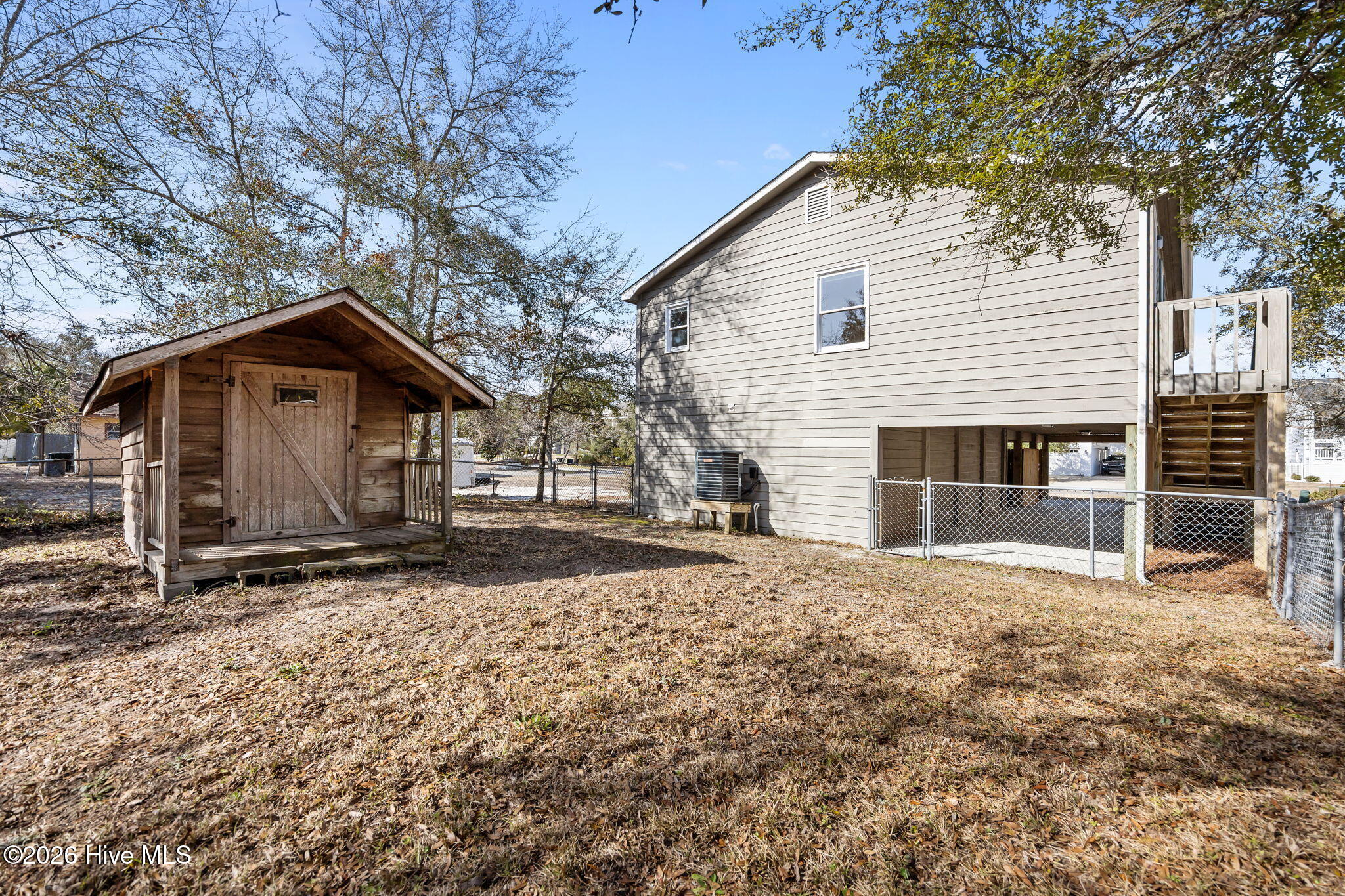 100558254 | Photo 24