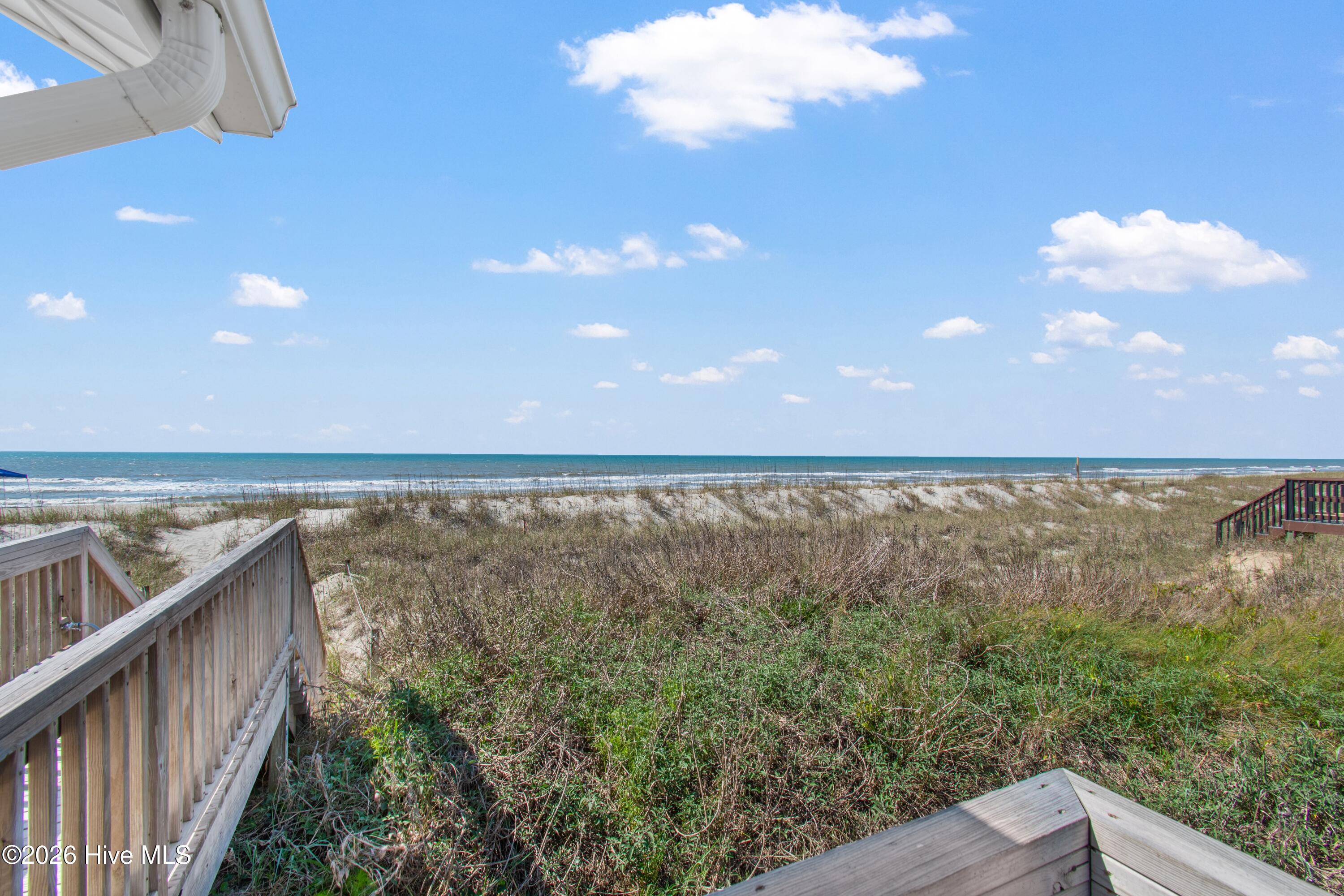 100567968 | Photo 20