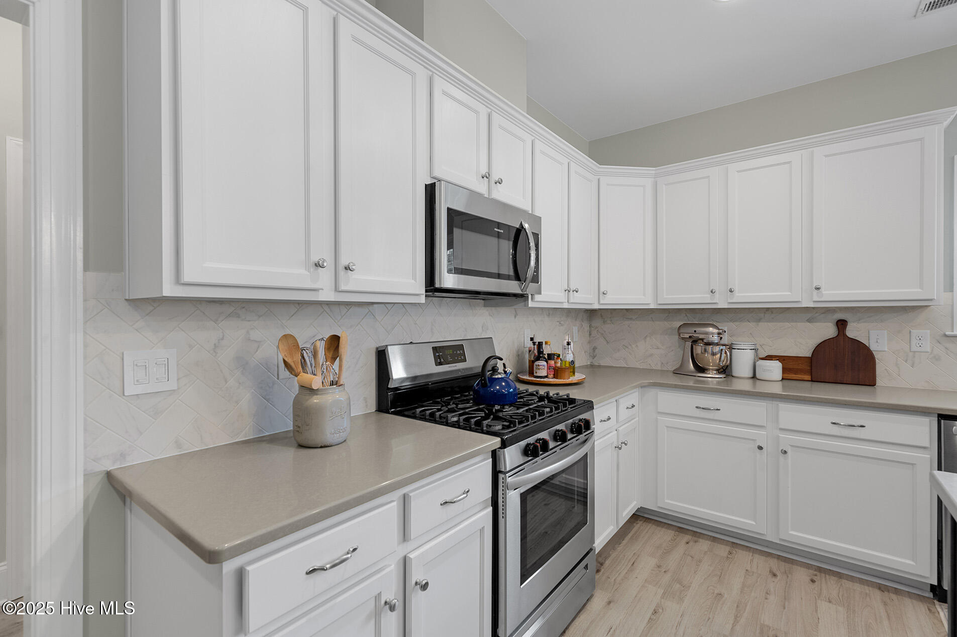 5744 Brown Pelican Lane, Wilmington, NC 28409 – photo 15: BrownPelican5744-5kitShaneL33A4436-CR2