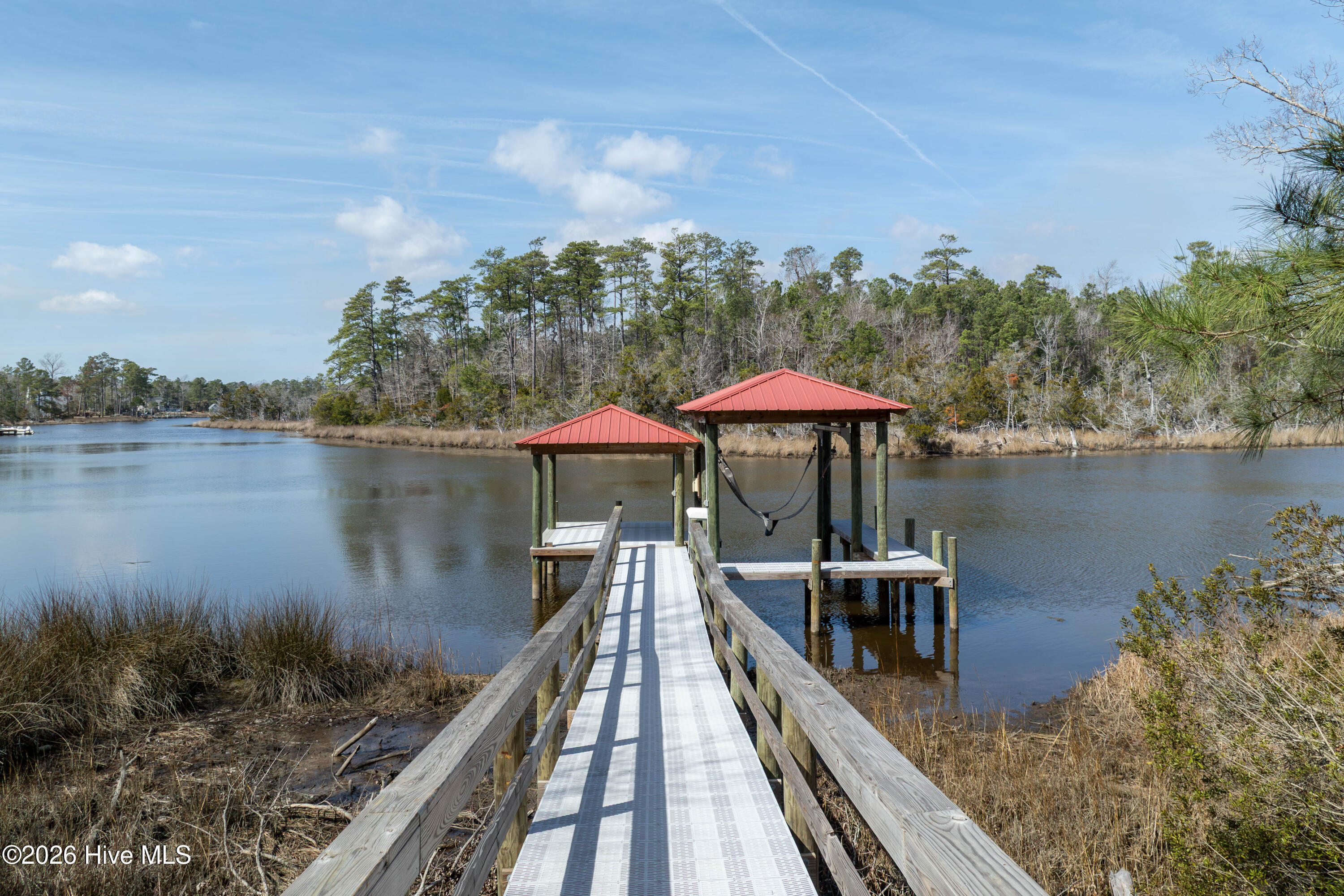 100557107 | Photo 58