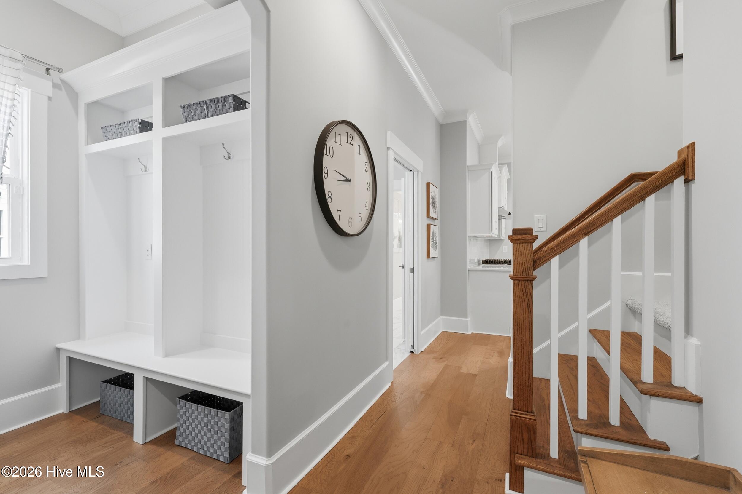 100567484 | Photo 44