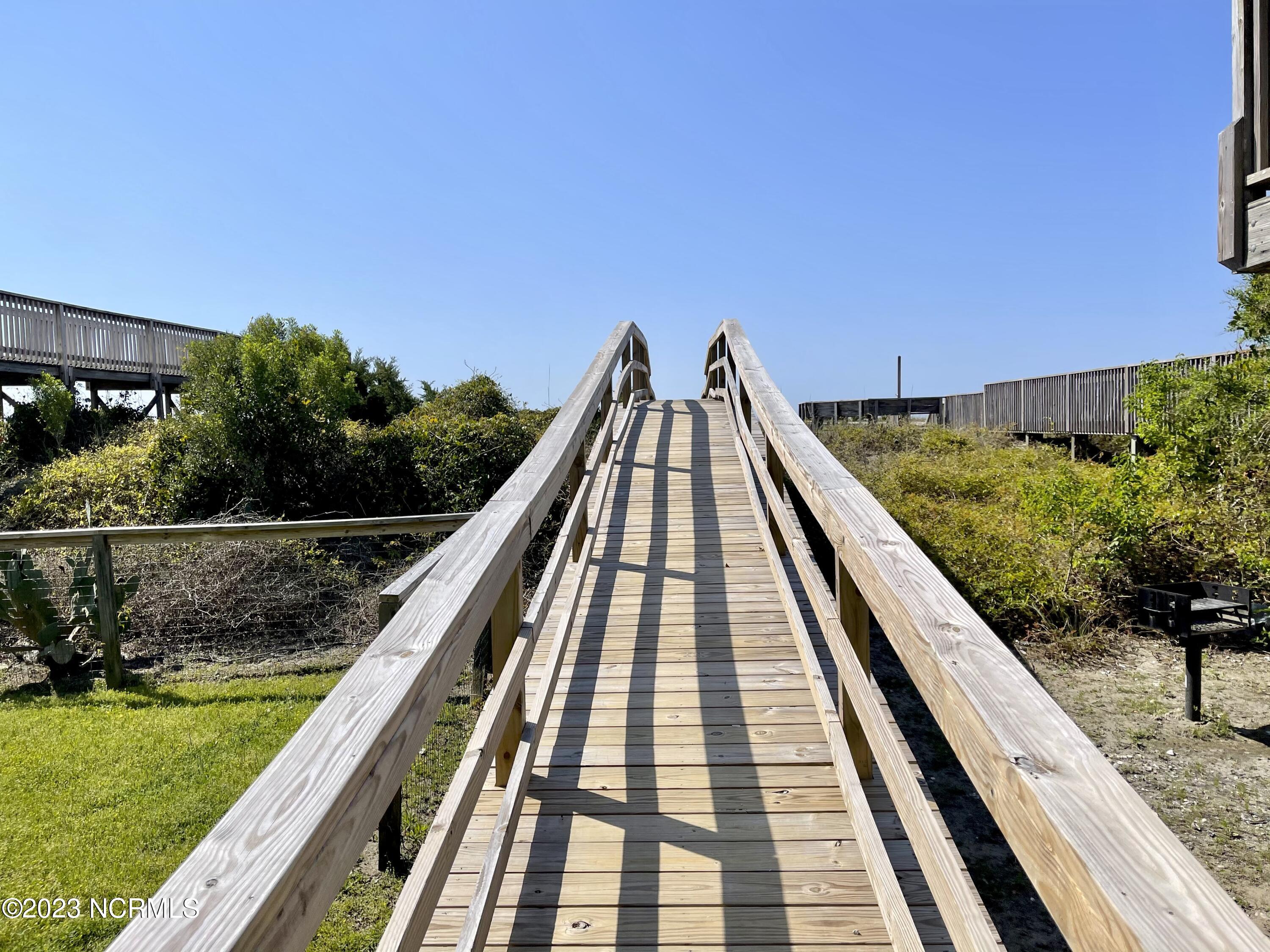 100387430 | Photo 29