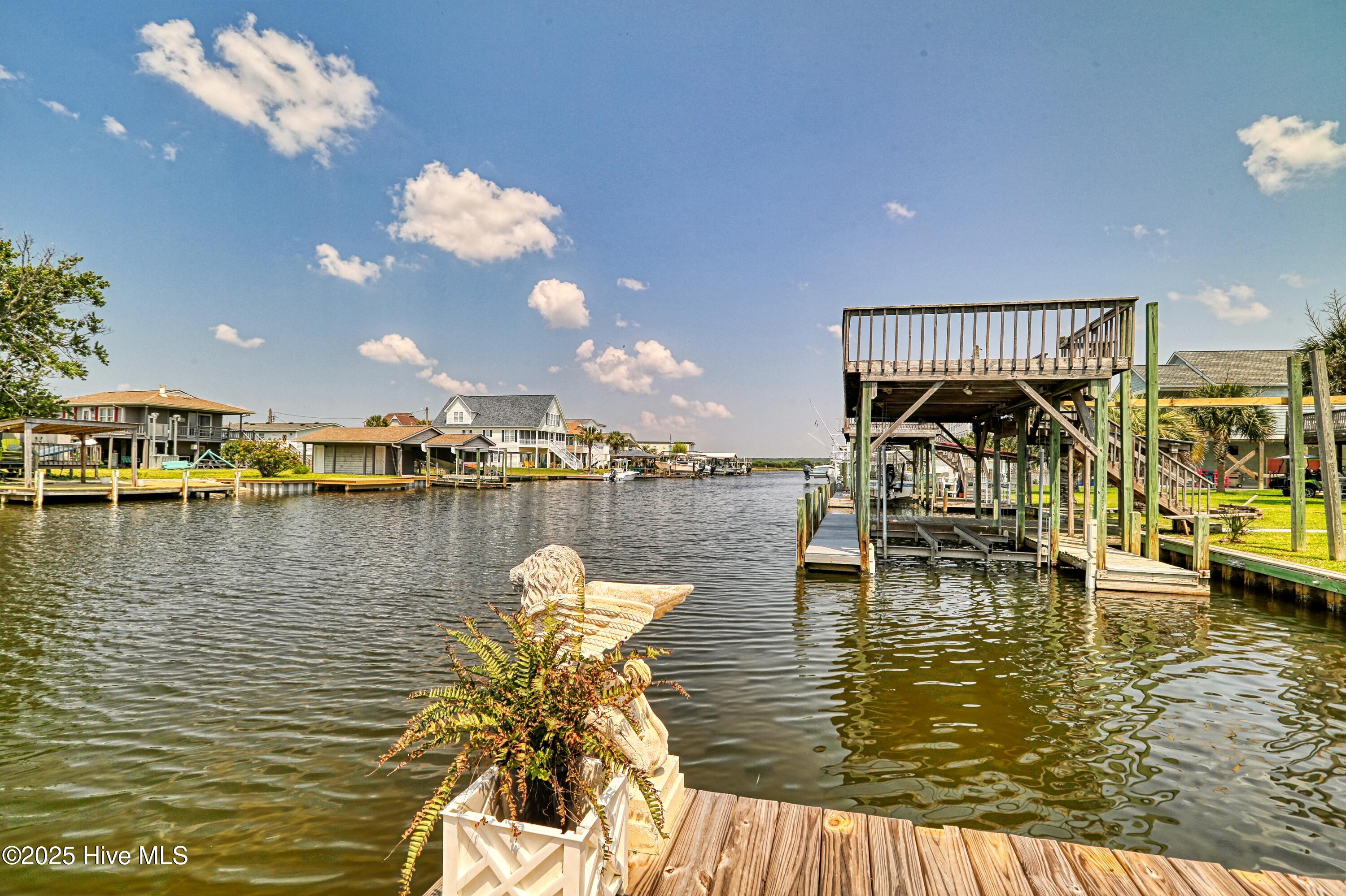 4061 4th Street, Surf City, NC 28445 – photo 10: B_3V6A4332y