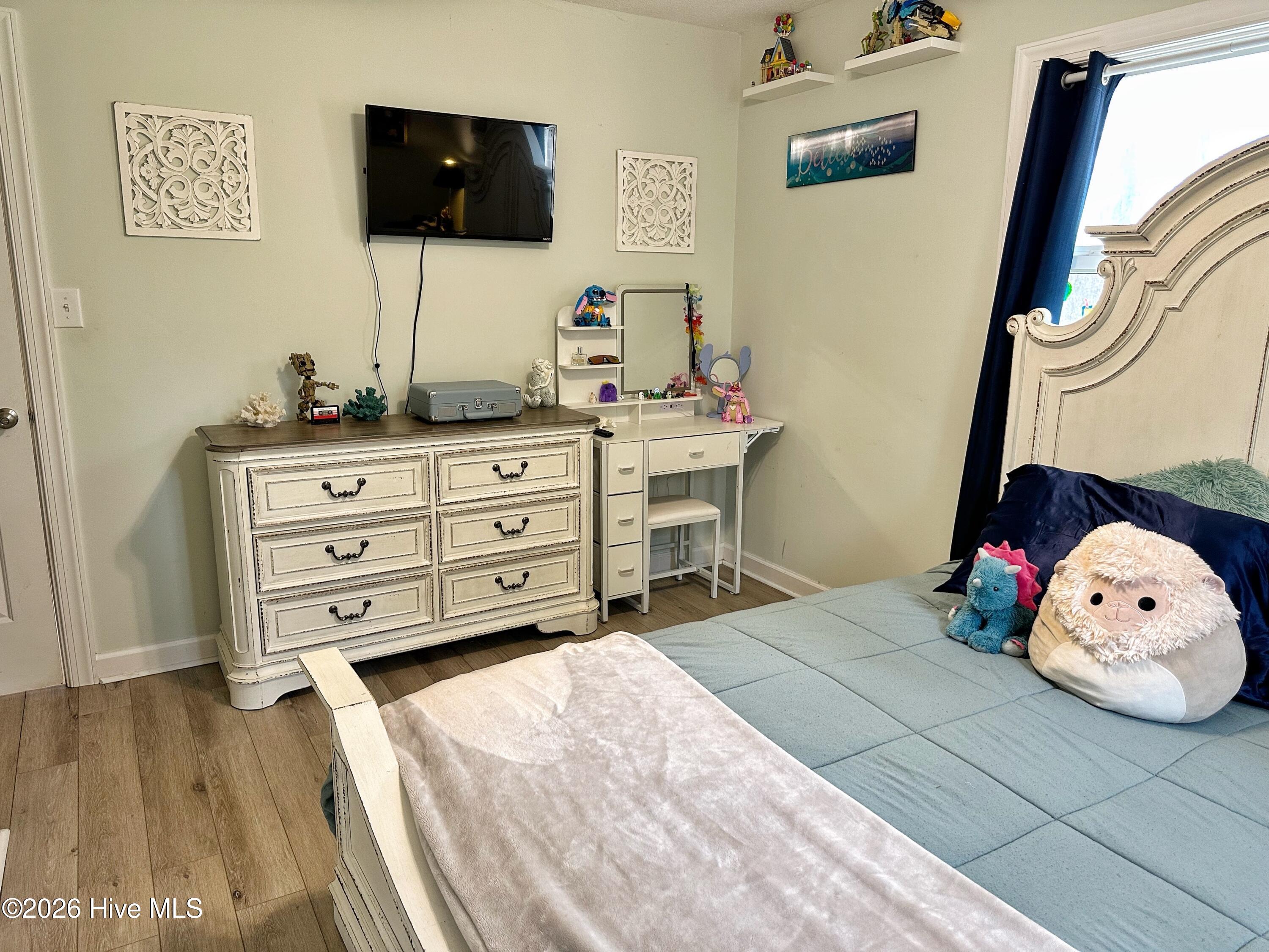 100559040 | Photo 17