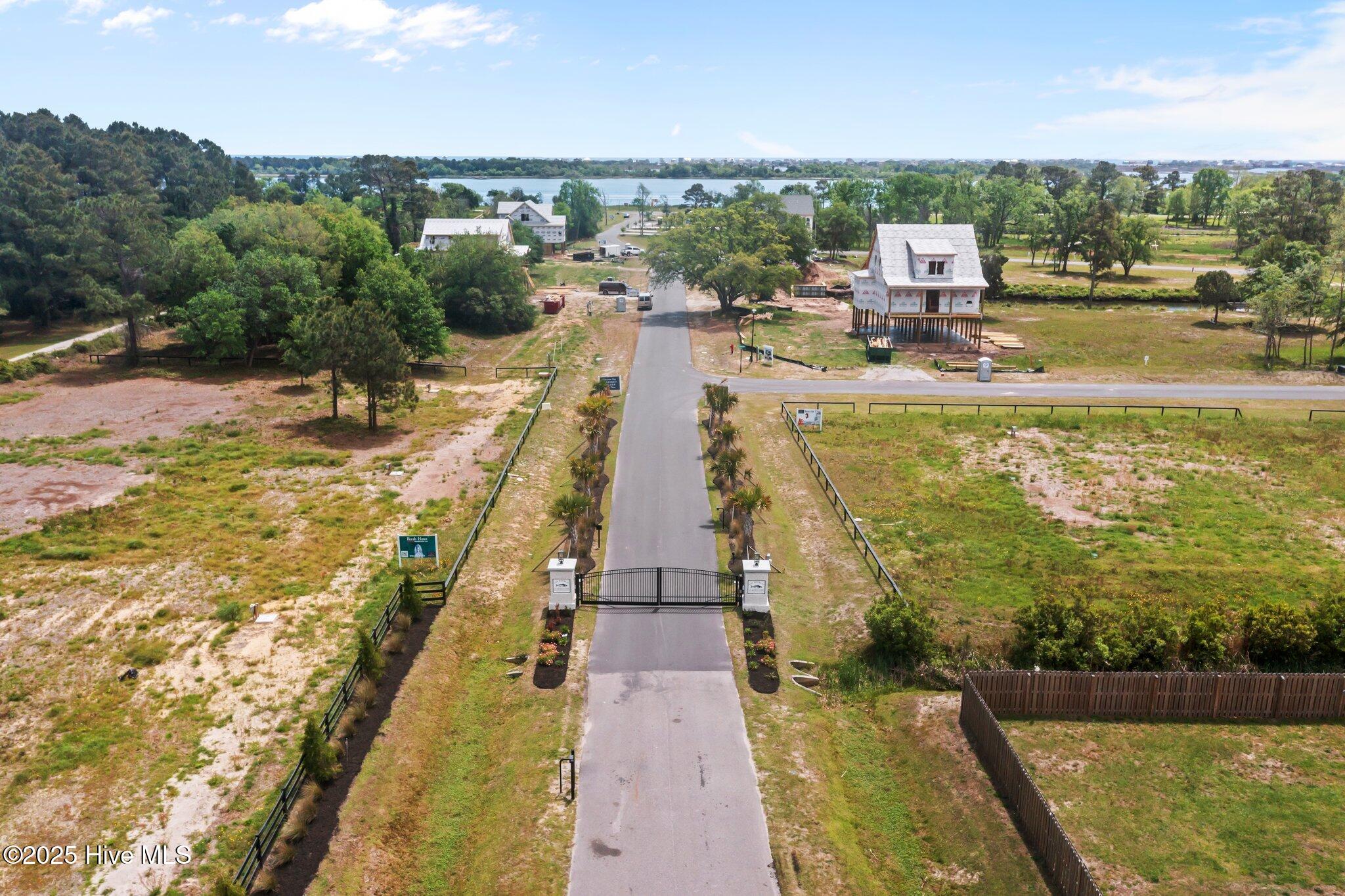 100514796 | Photo 57