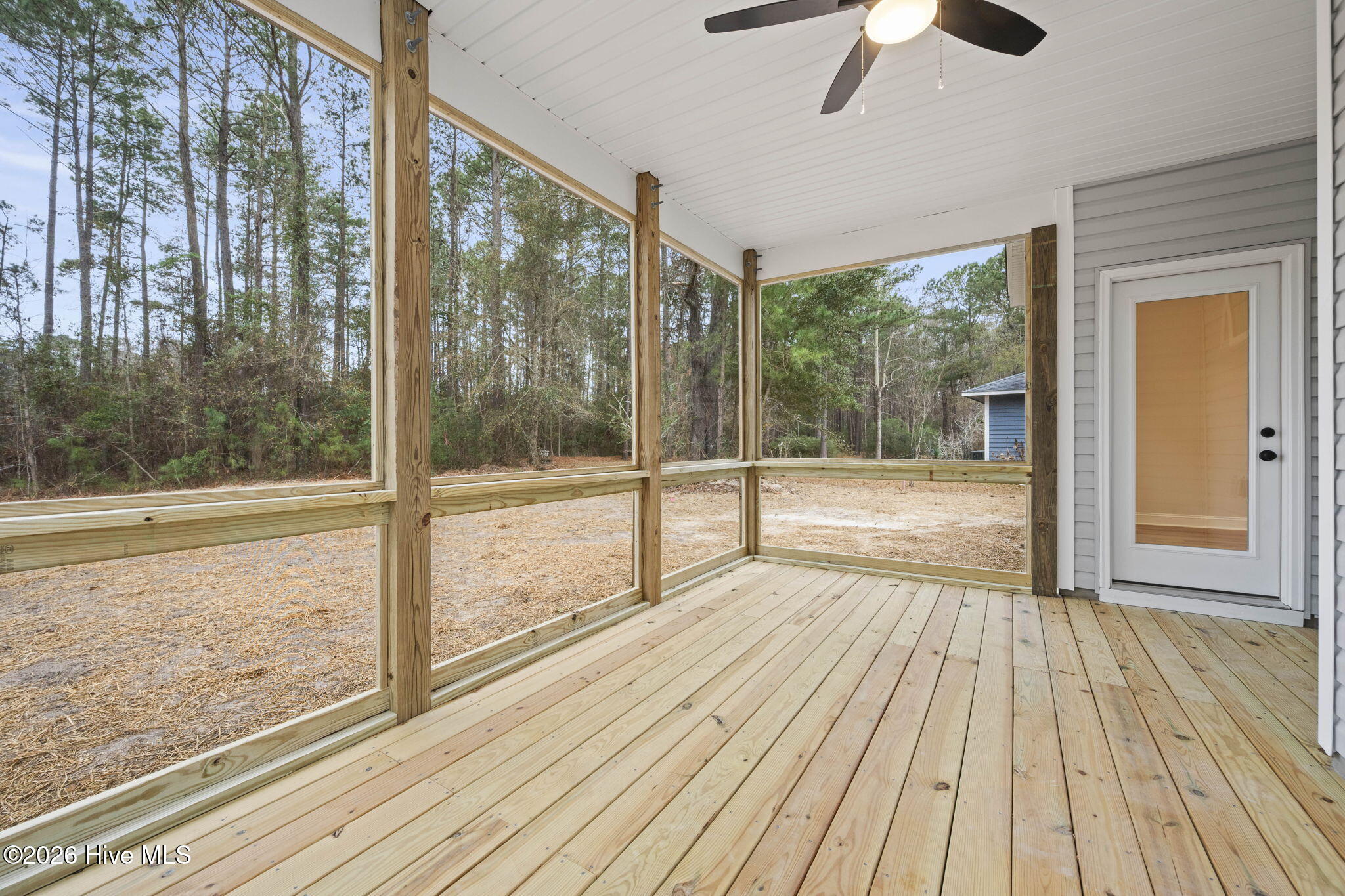 100516022 | Photo 69