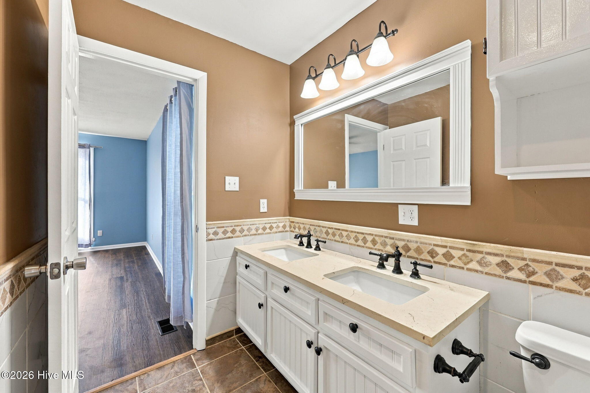 Exterior photo of 814 River Hill Drive, Greenville, NC 27858. MLS: 100603366