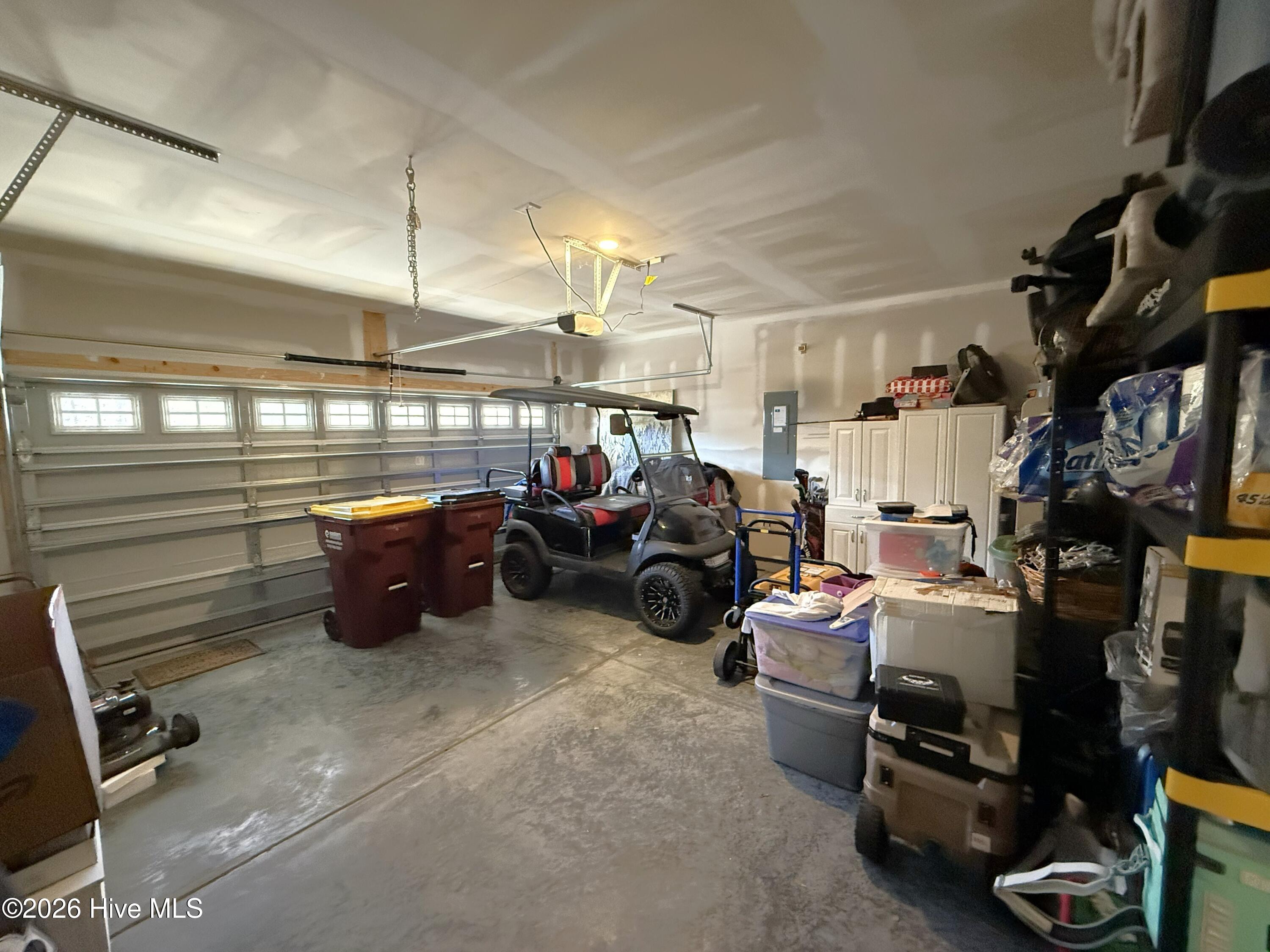 100558248 | Photo 14