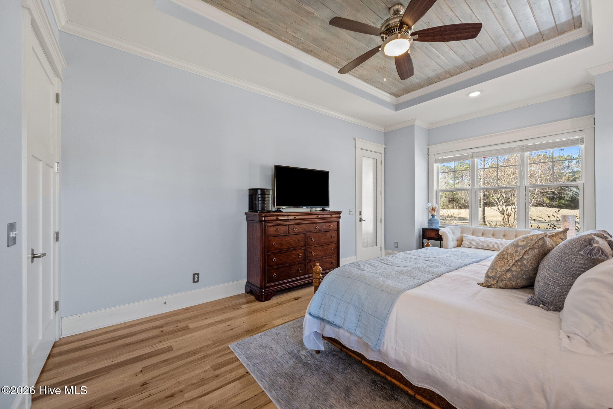 100554318 | Photo 30