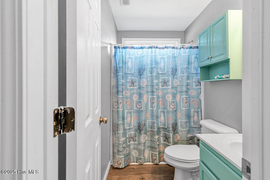 100546198 | Photo 23