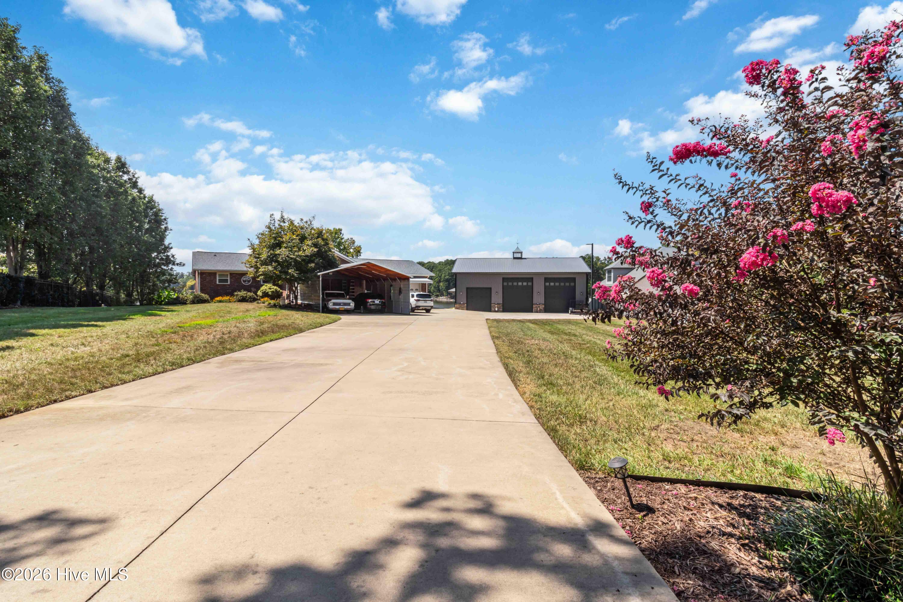 Photo 2 of Single family home for sale at 240 Foresail Rd, Salisbury, NC 28146 | MLS# 100601632 | Listing updated on 2026-09-05