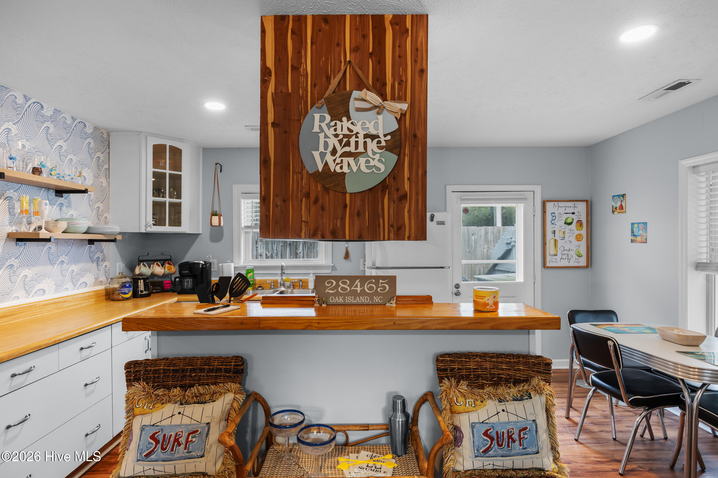 100554331 | Photo 16