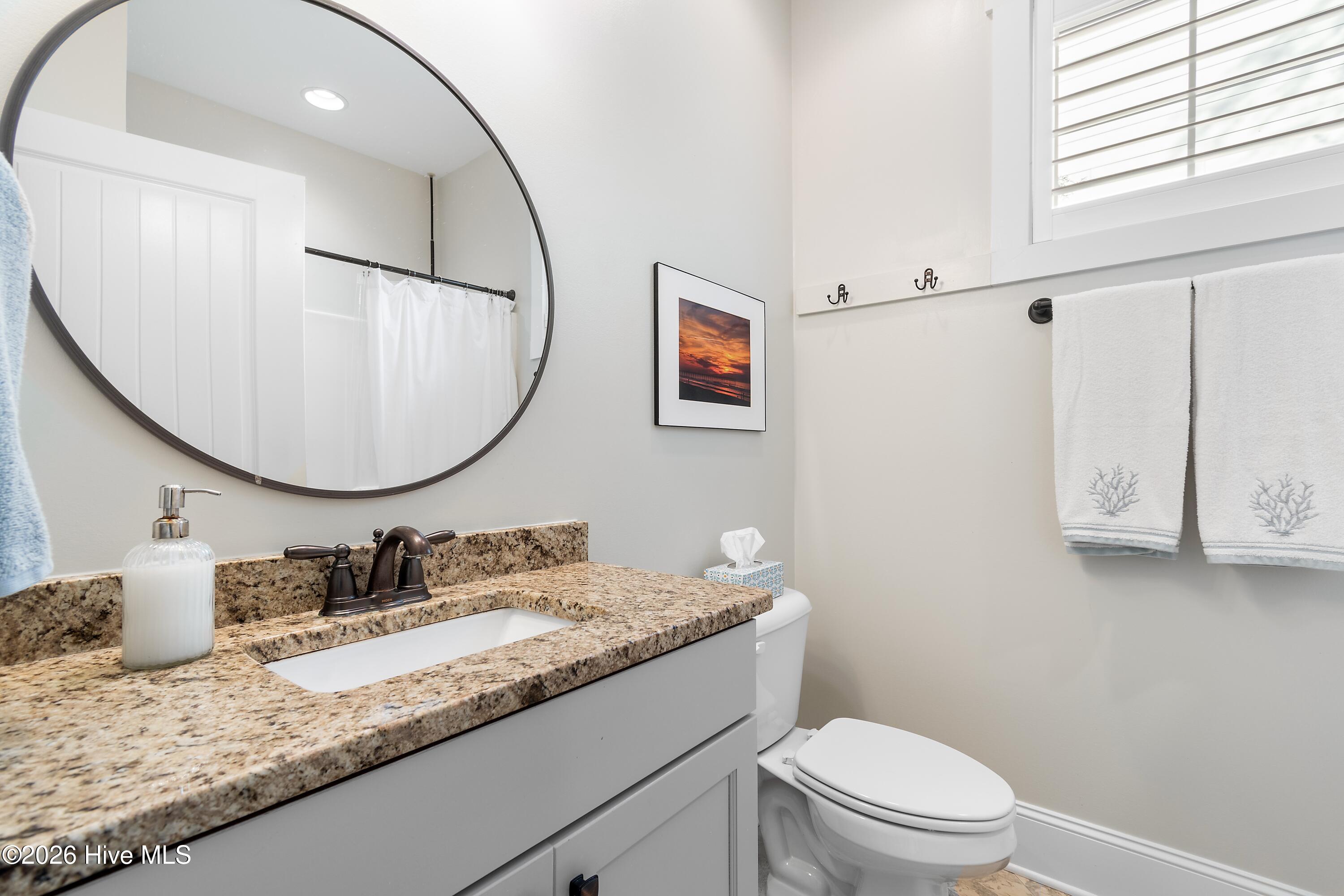 100567092 | Photo 27