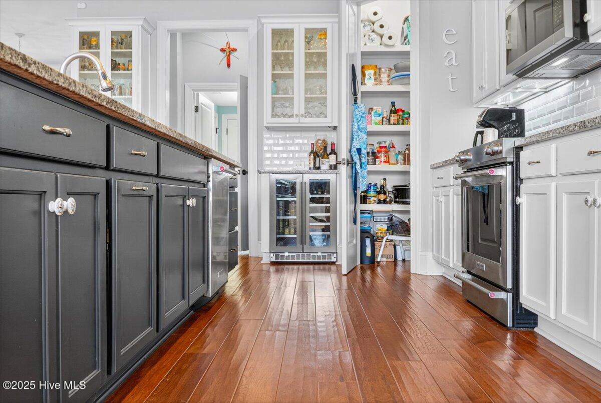 100525399 | Photo 13