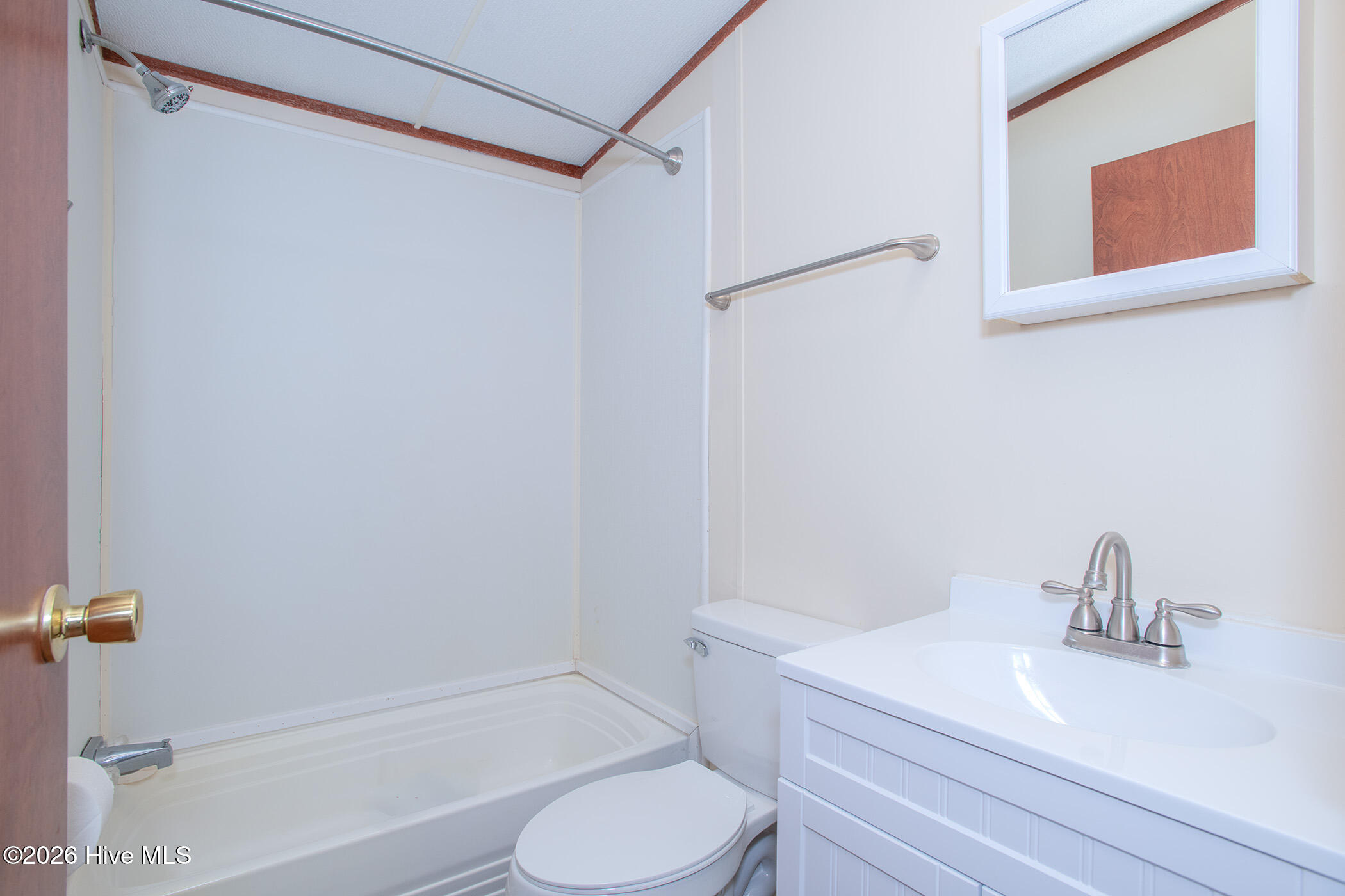 290 Broad Creek Loop Road,Newport