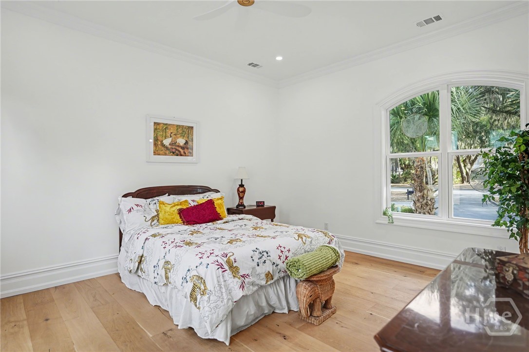 Main Level Guest Suite Bedroom