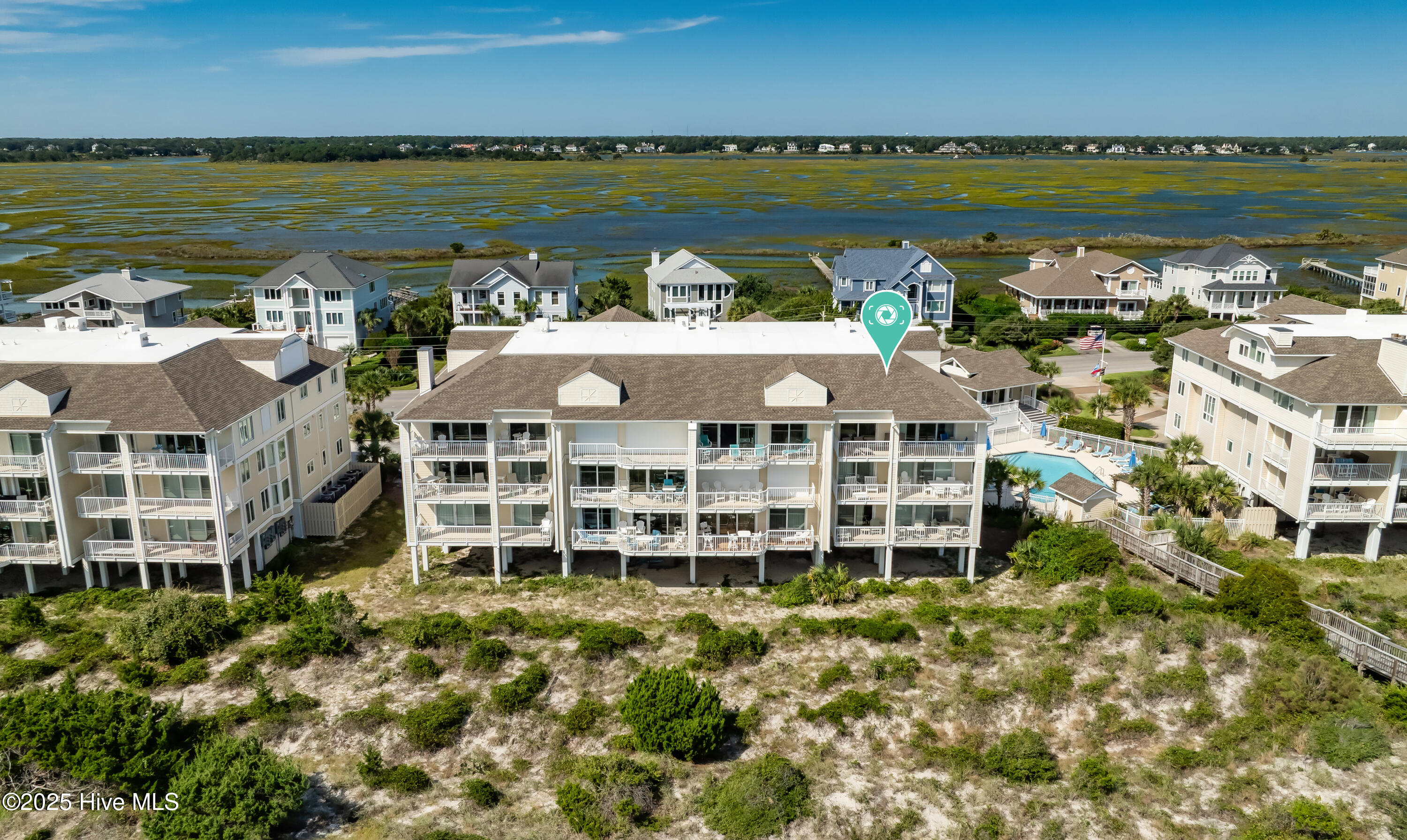 100535604 | Photo 82