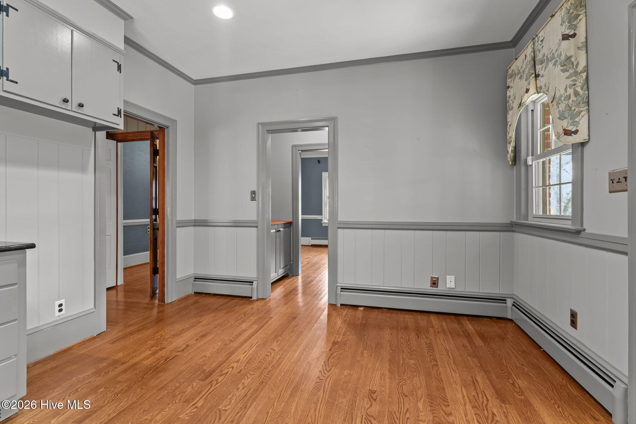 401 Brentwood Drive N