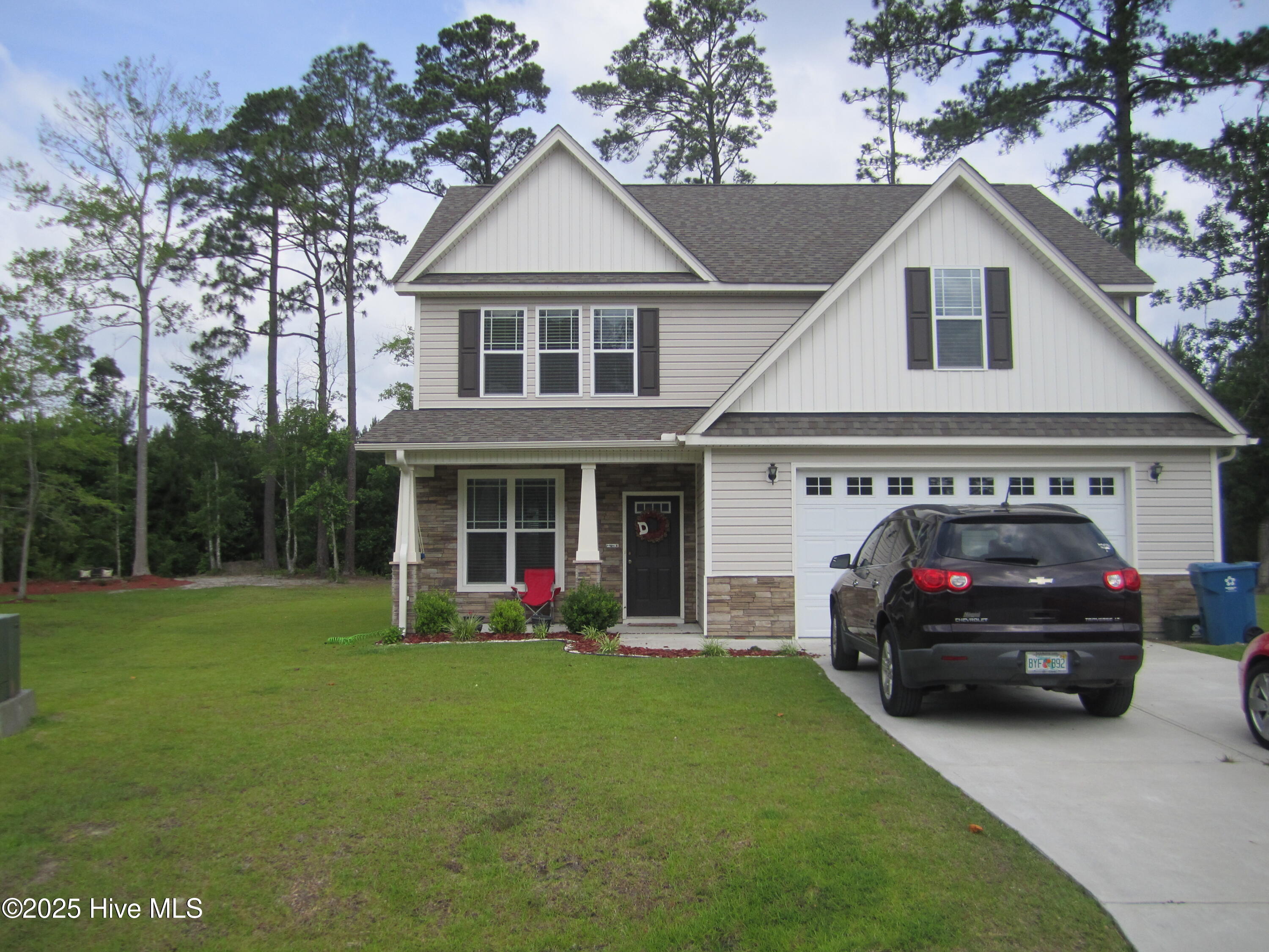 Exterior photo of 428 Satterfield Drive, New Bern, NC 28560. MLS: 100593378