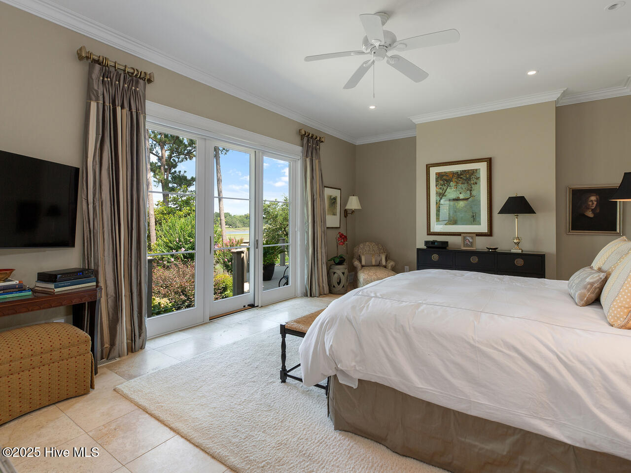 100526080 | Photo 32