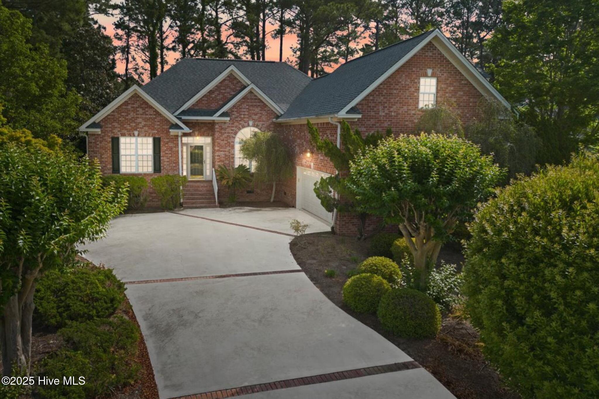 100506525 | Photo 48