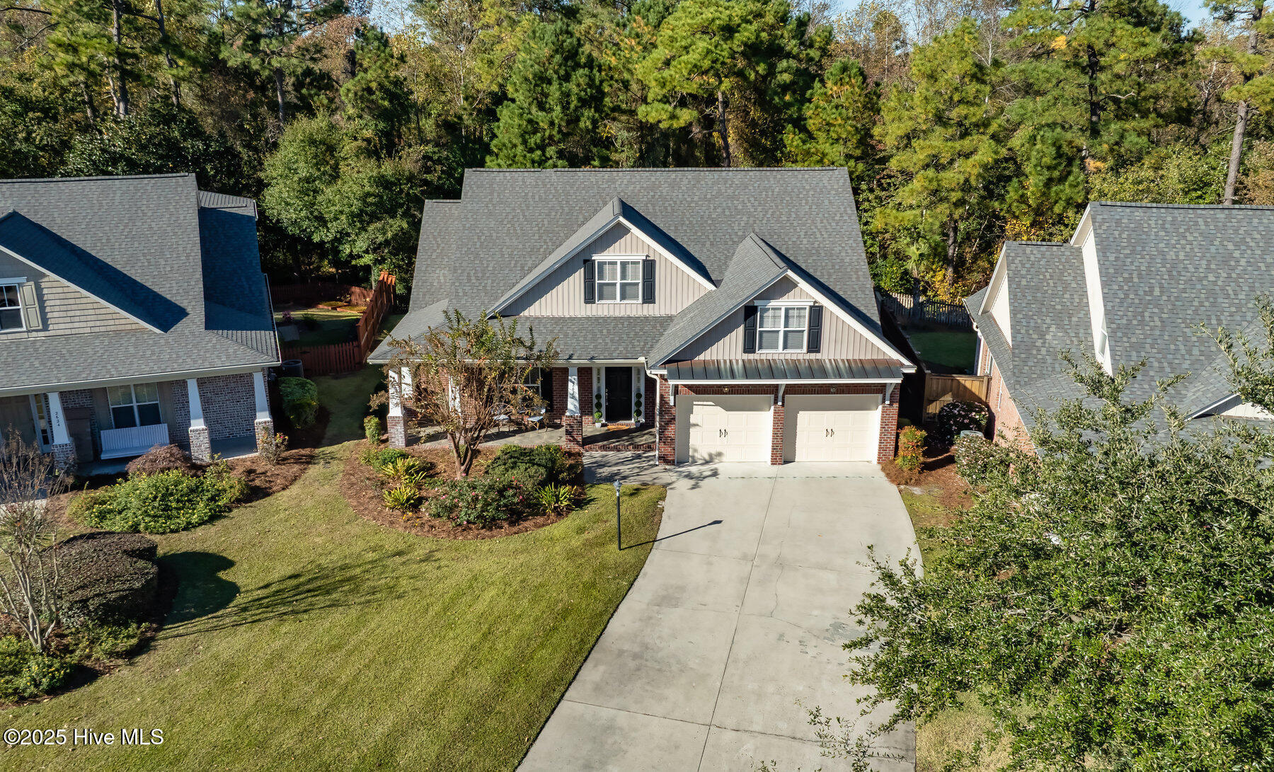 100540144 | Photo 47