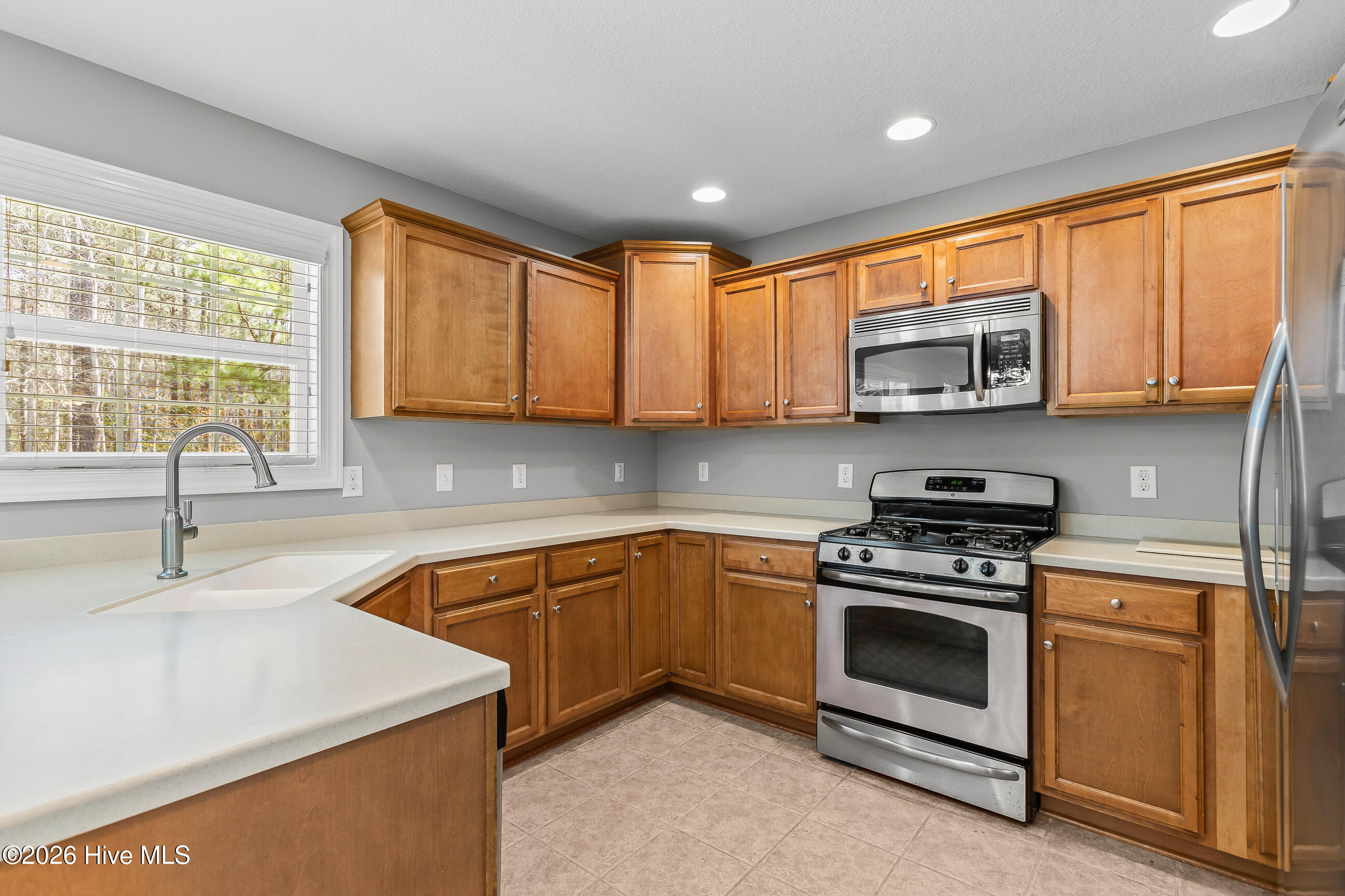 100561701 | Photo 13