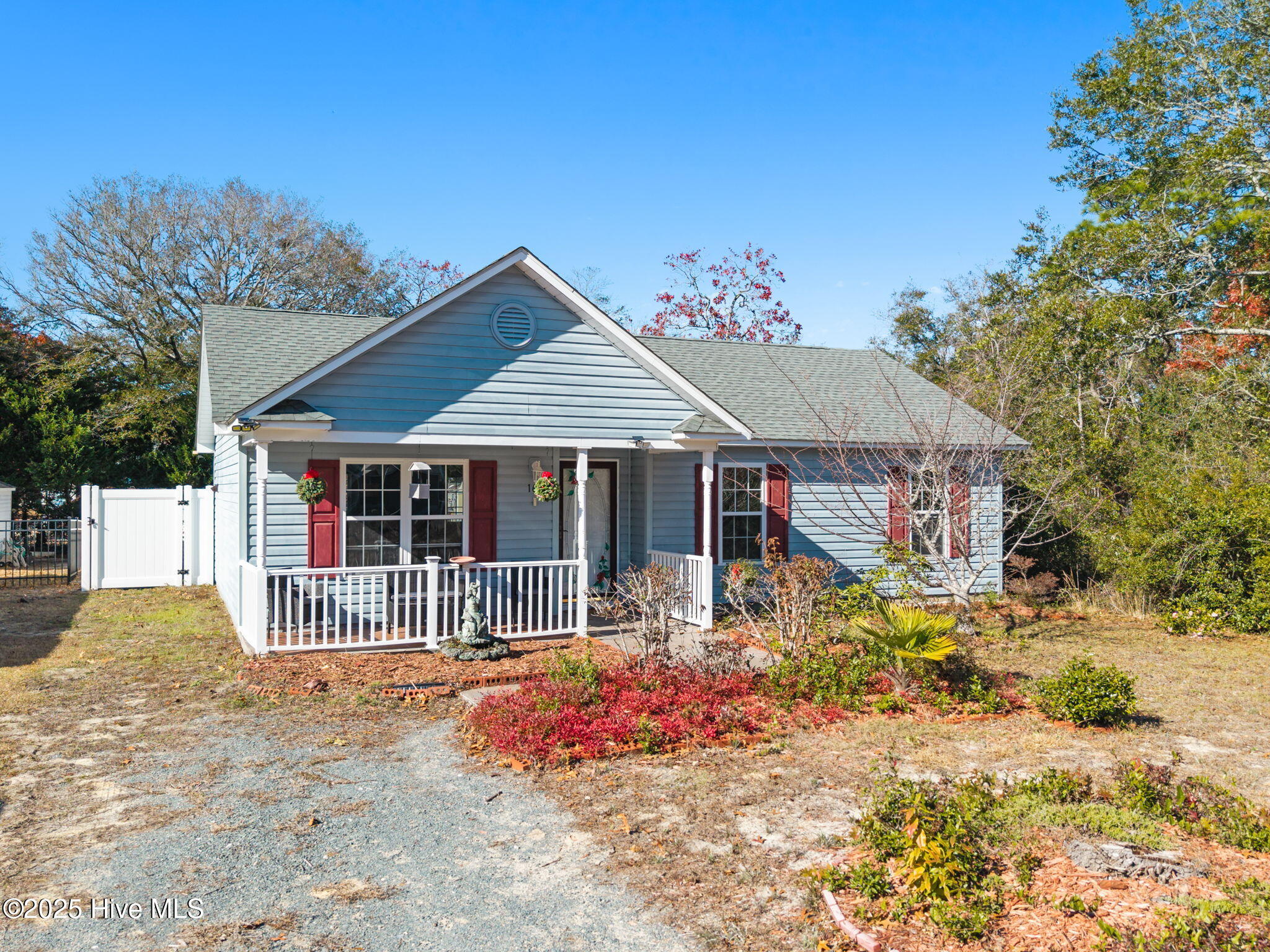 Homes for sale in Oak Island, NC | 161 Ne 7th St, Oak Island, NC 28465 | MLS# 100545371