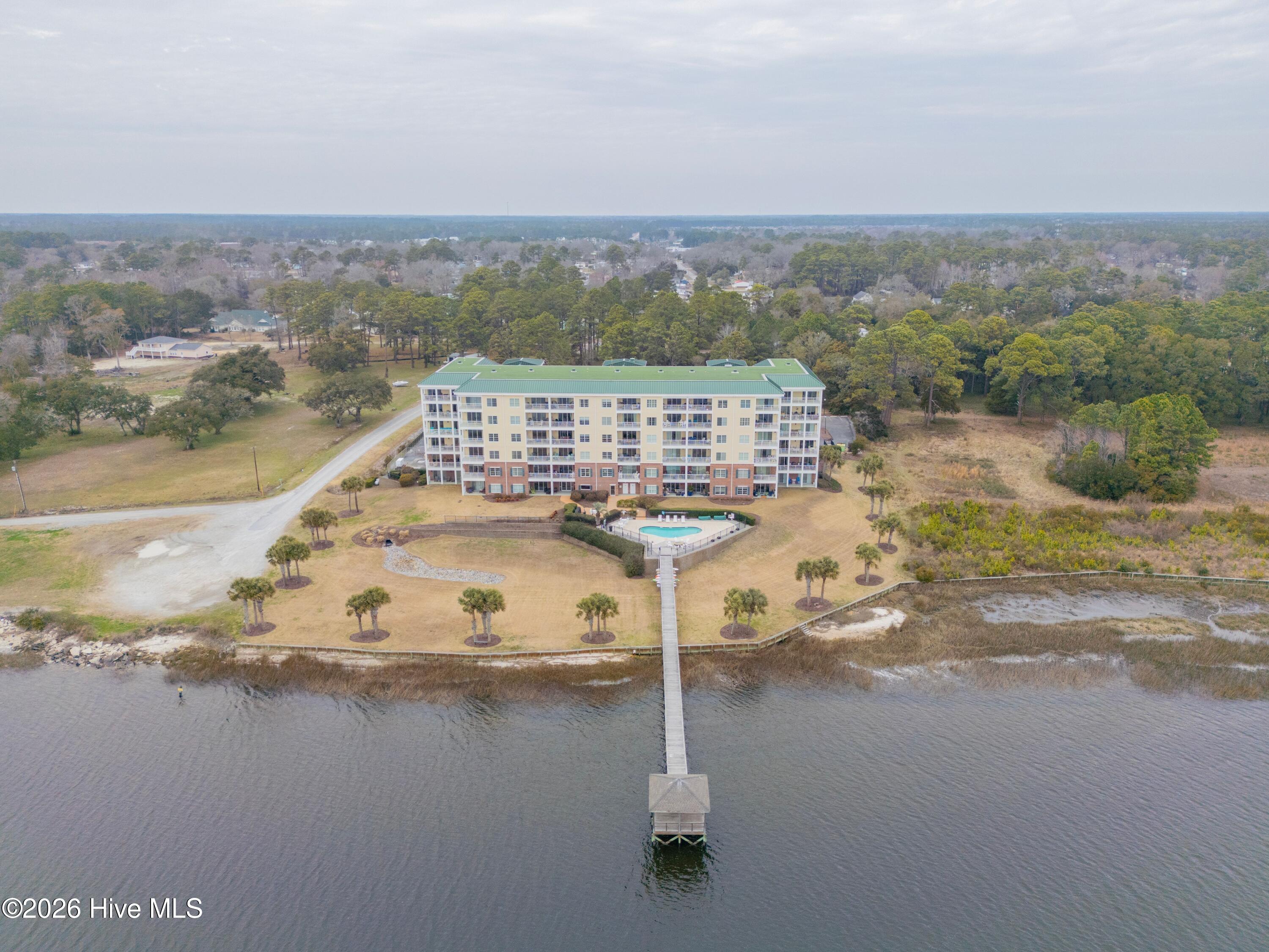 100556994 | Photo 34