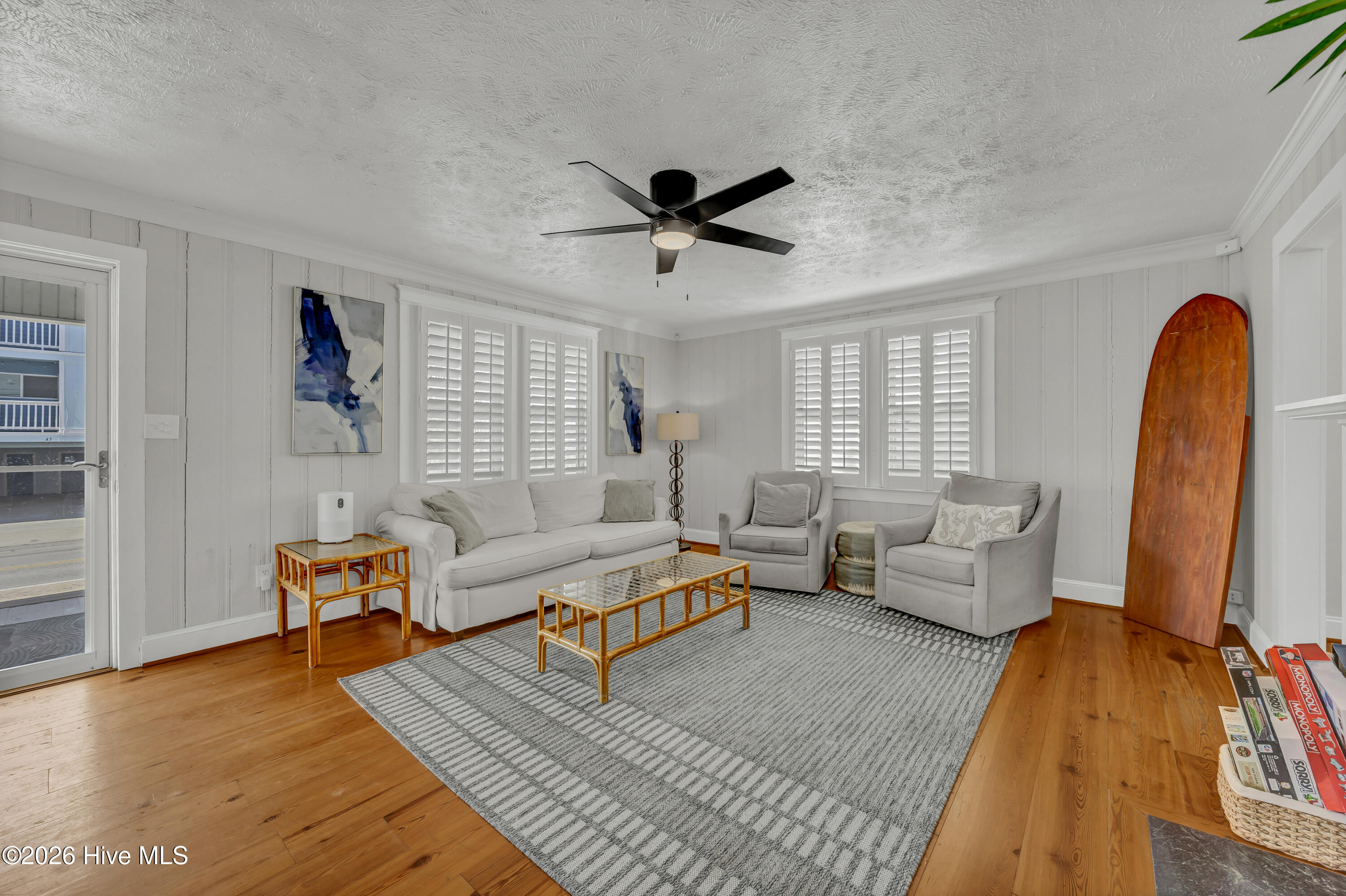 100559910 | Photo 12