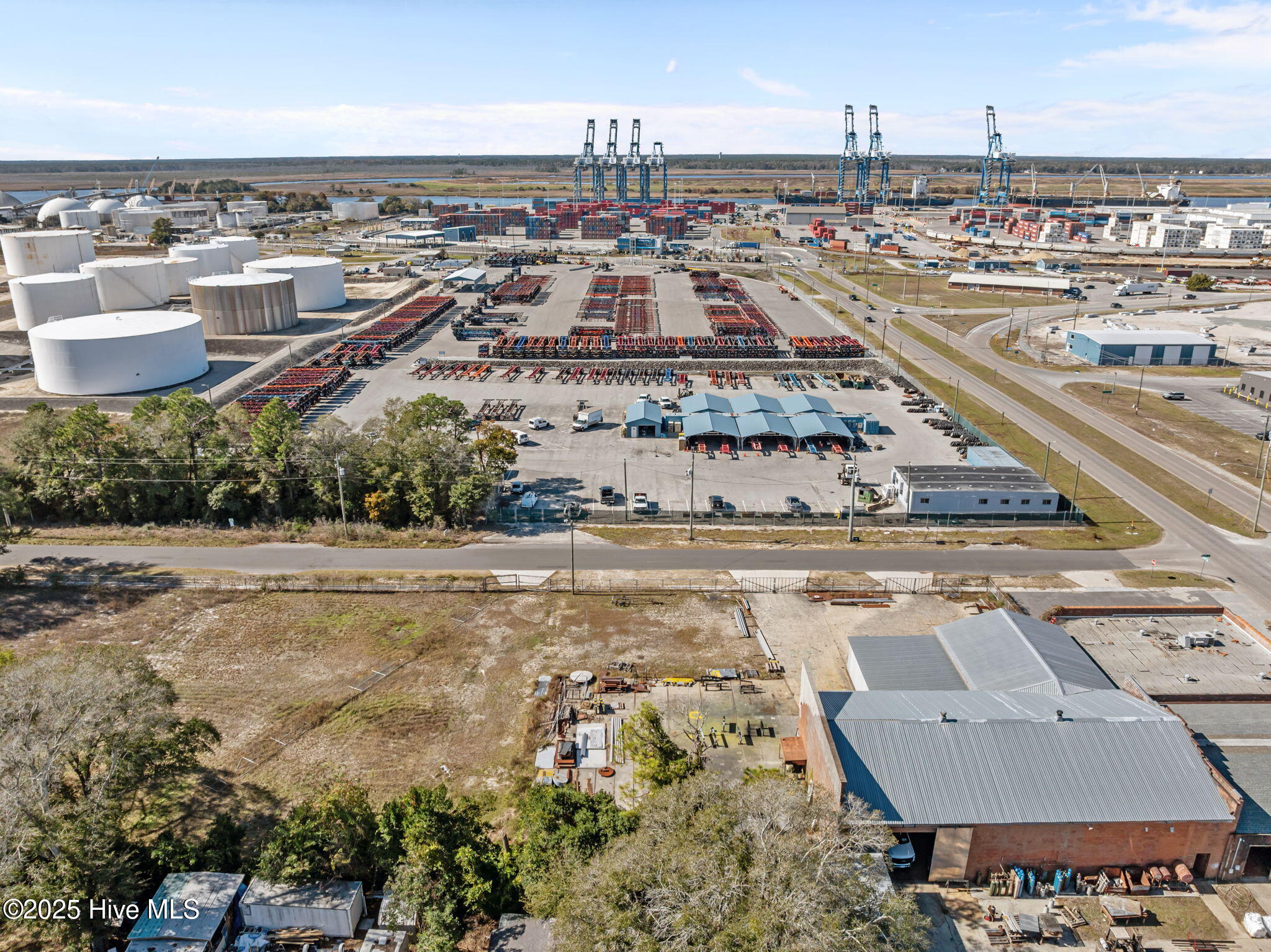 100541750 | Photo 10