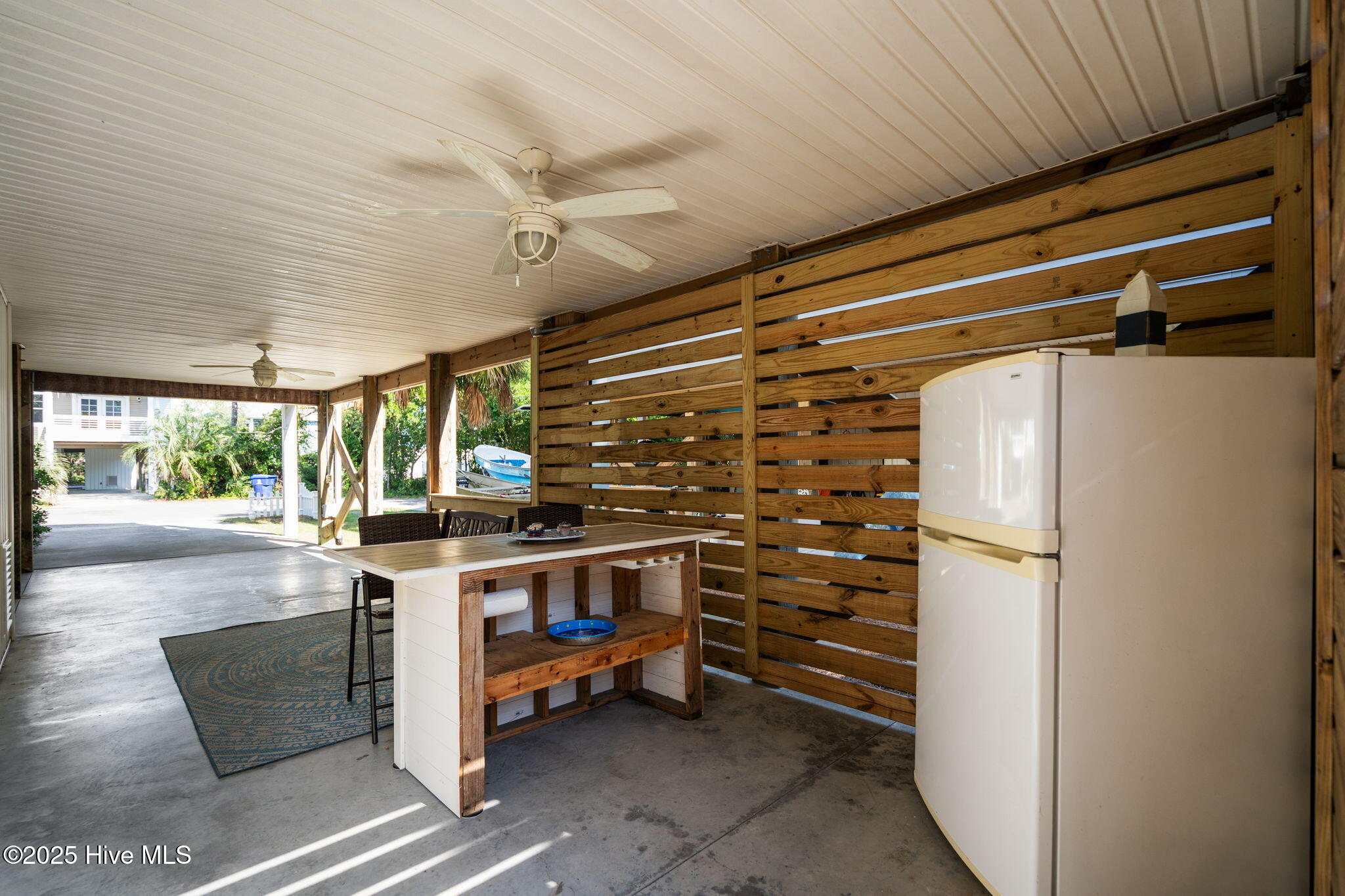 100522294 | Photo 39