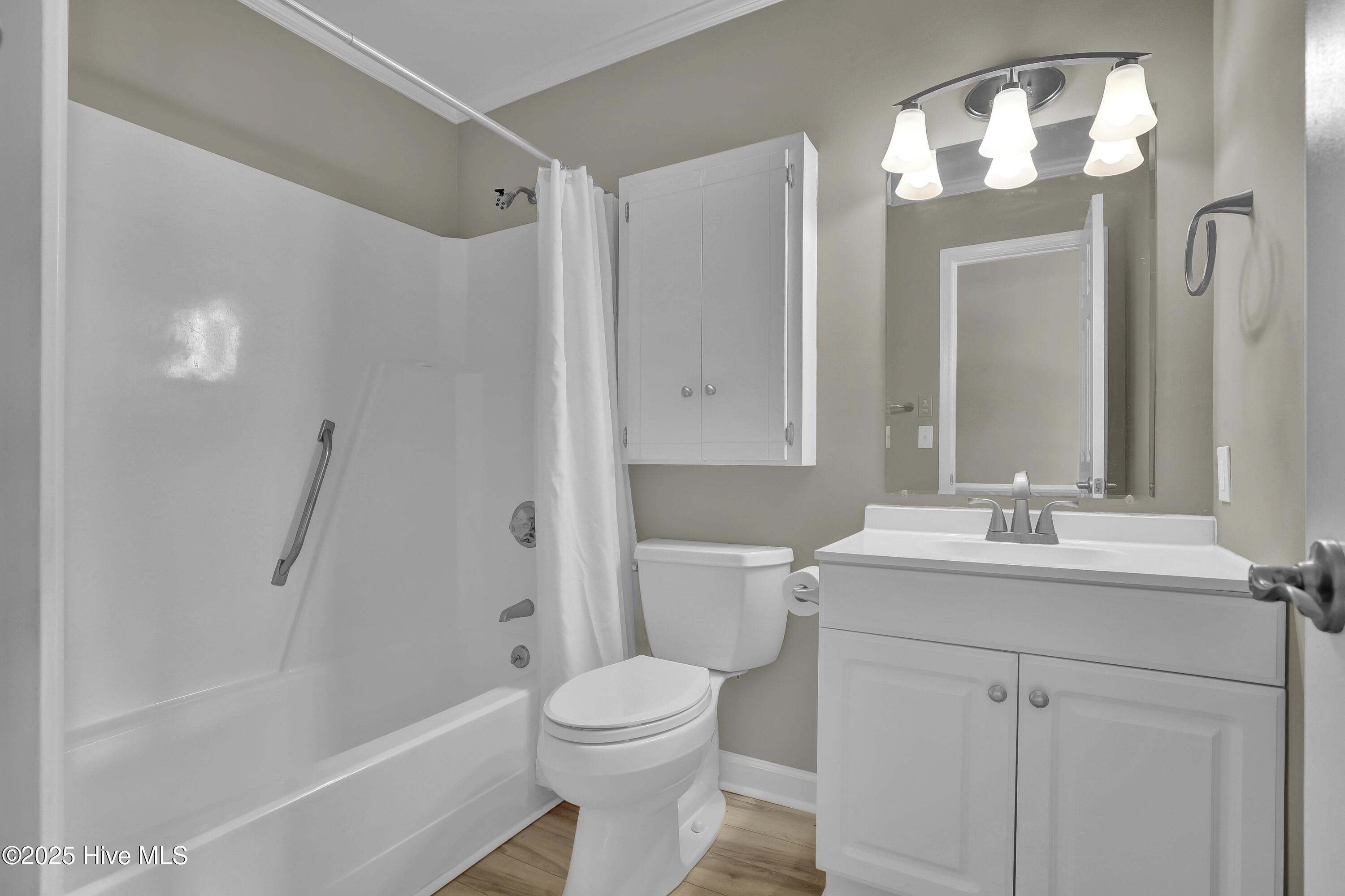 100517491 | Photo 33