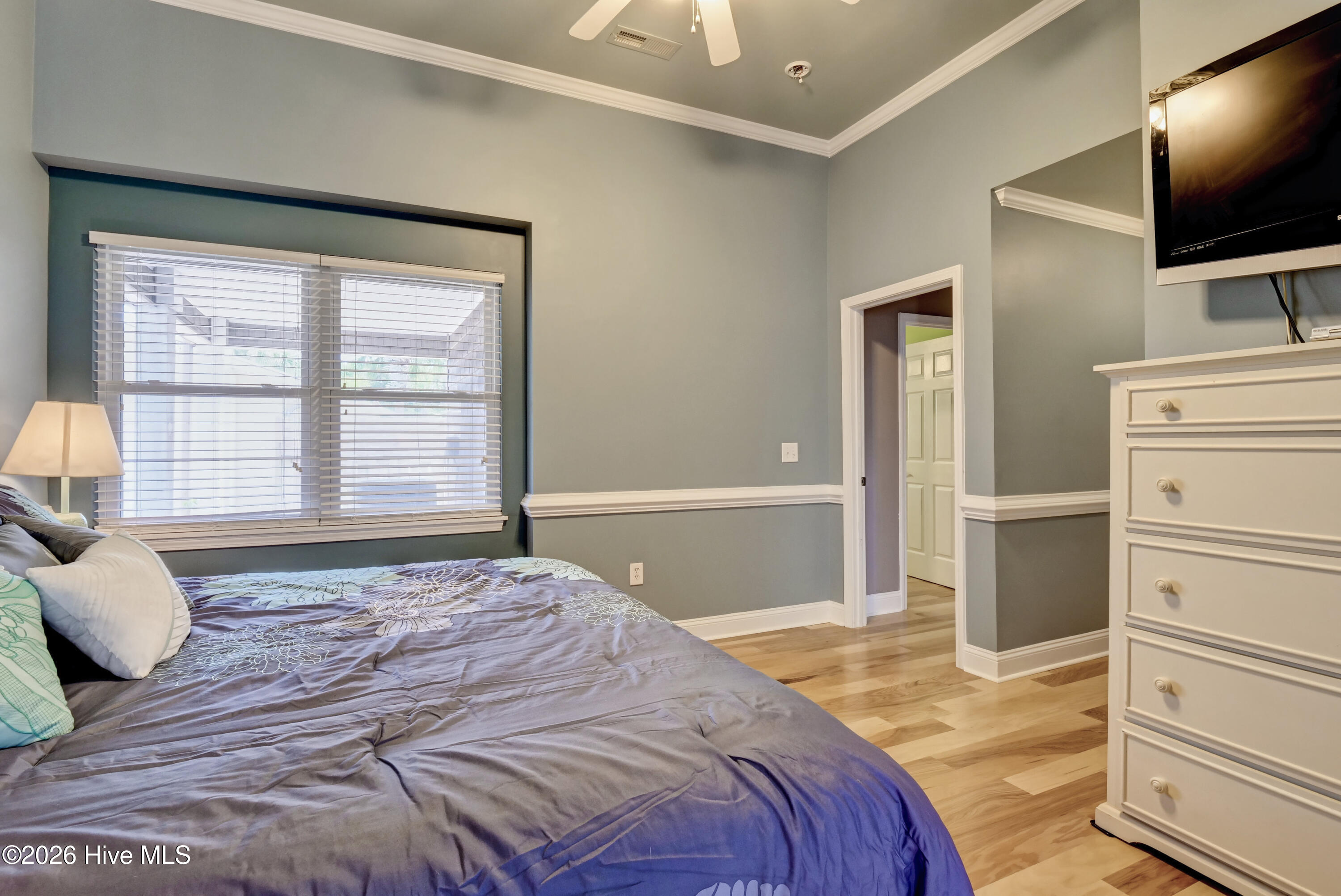 100563472 | Photo 18