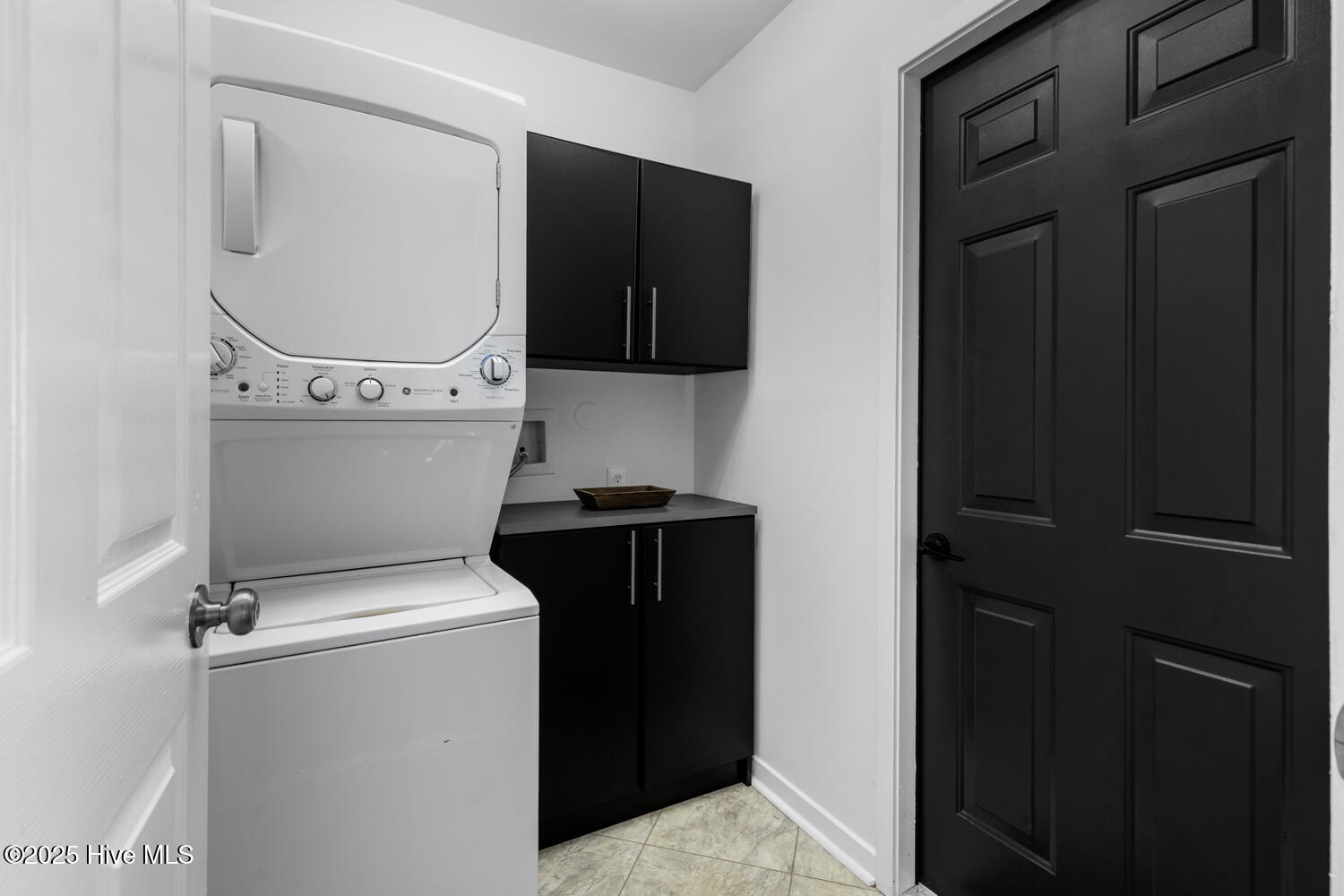 100535668 | Photo 35