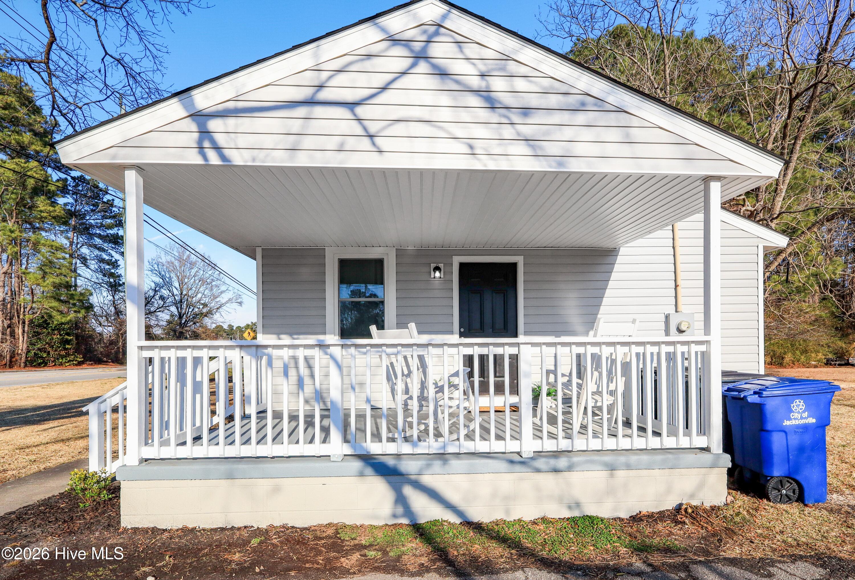 100553720 | Photo 43