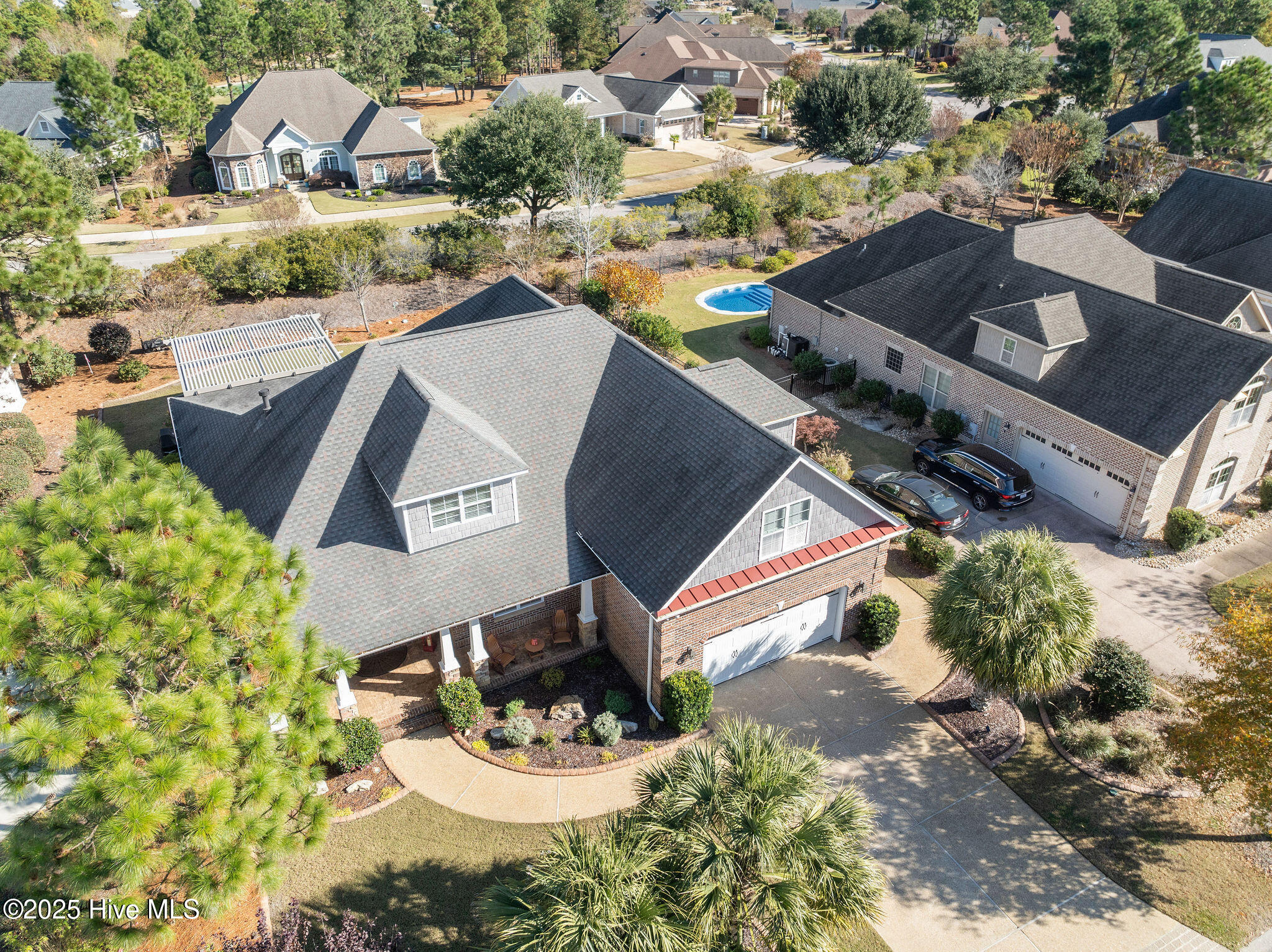 100541913 | Photo 89