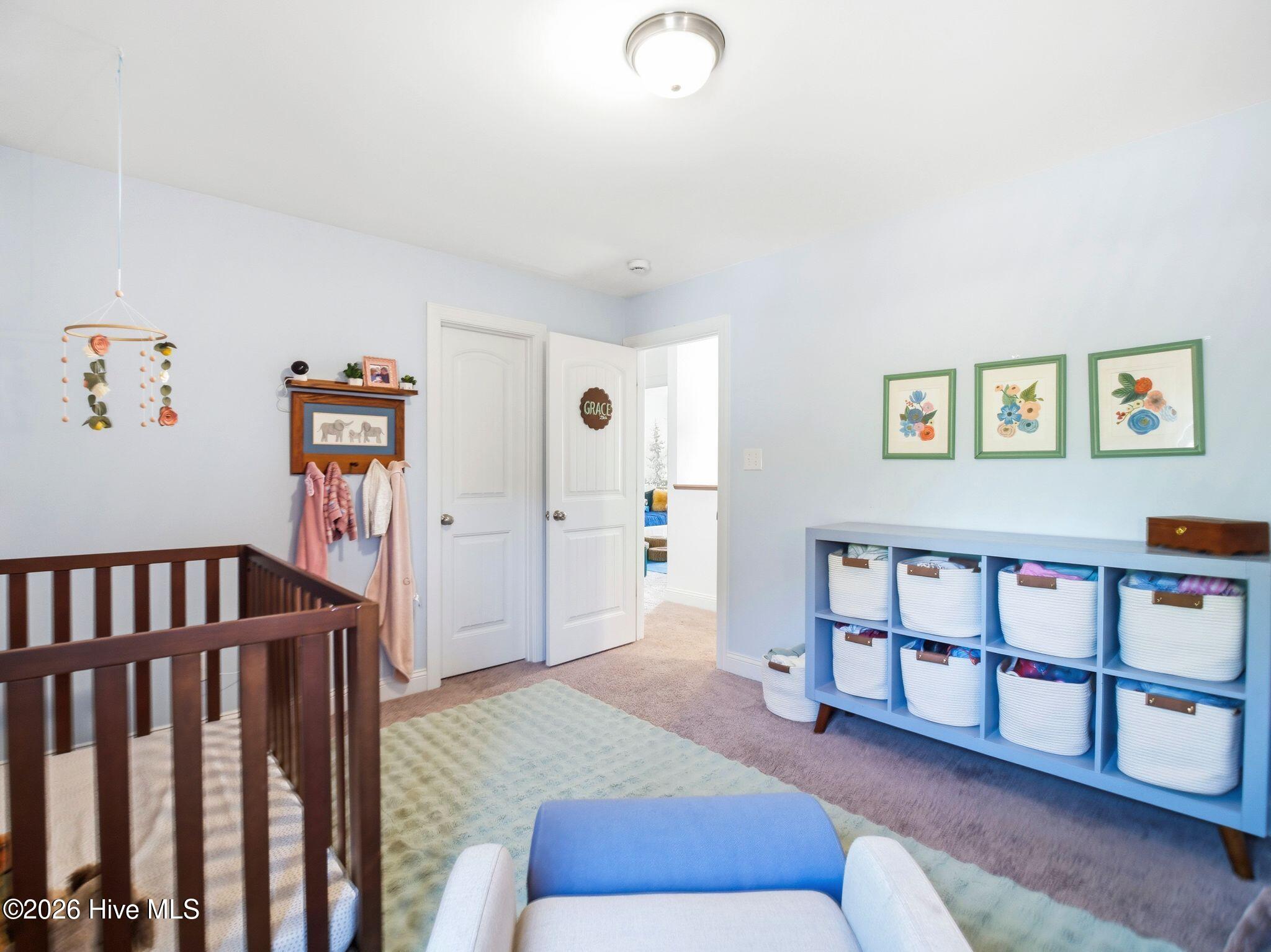 100569153 | Photo 37