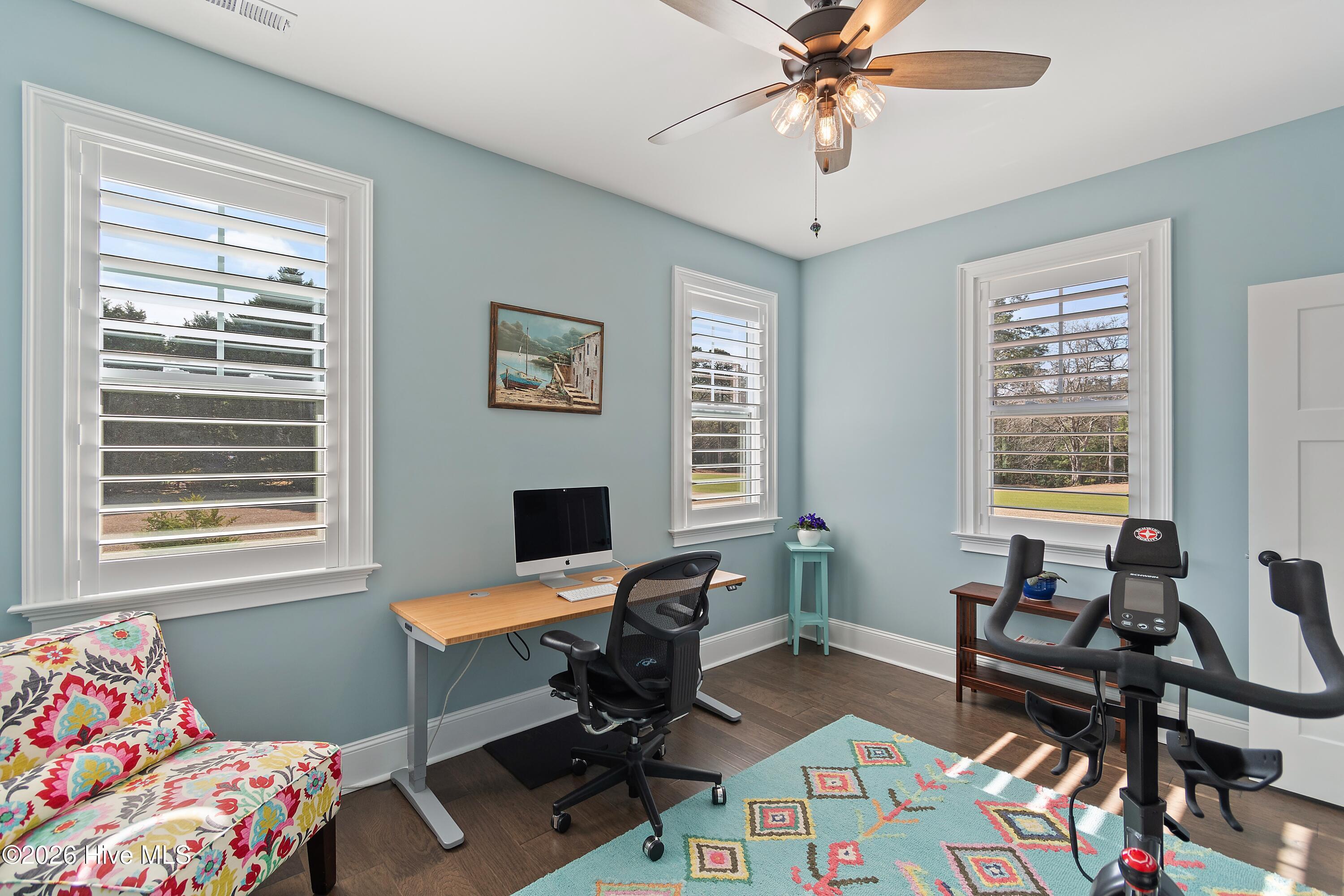 100552502 | Photo 53