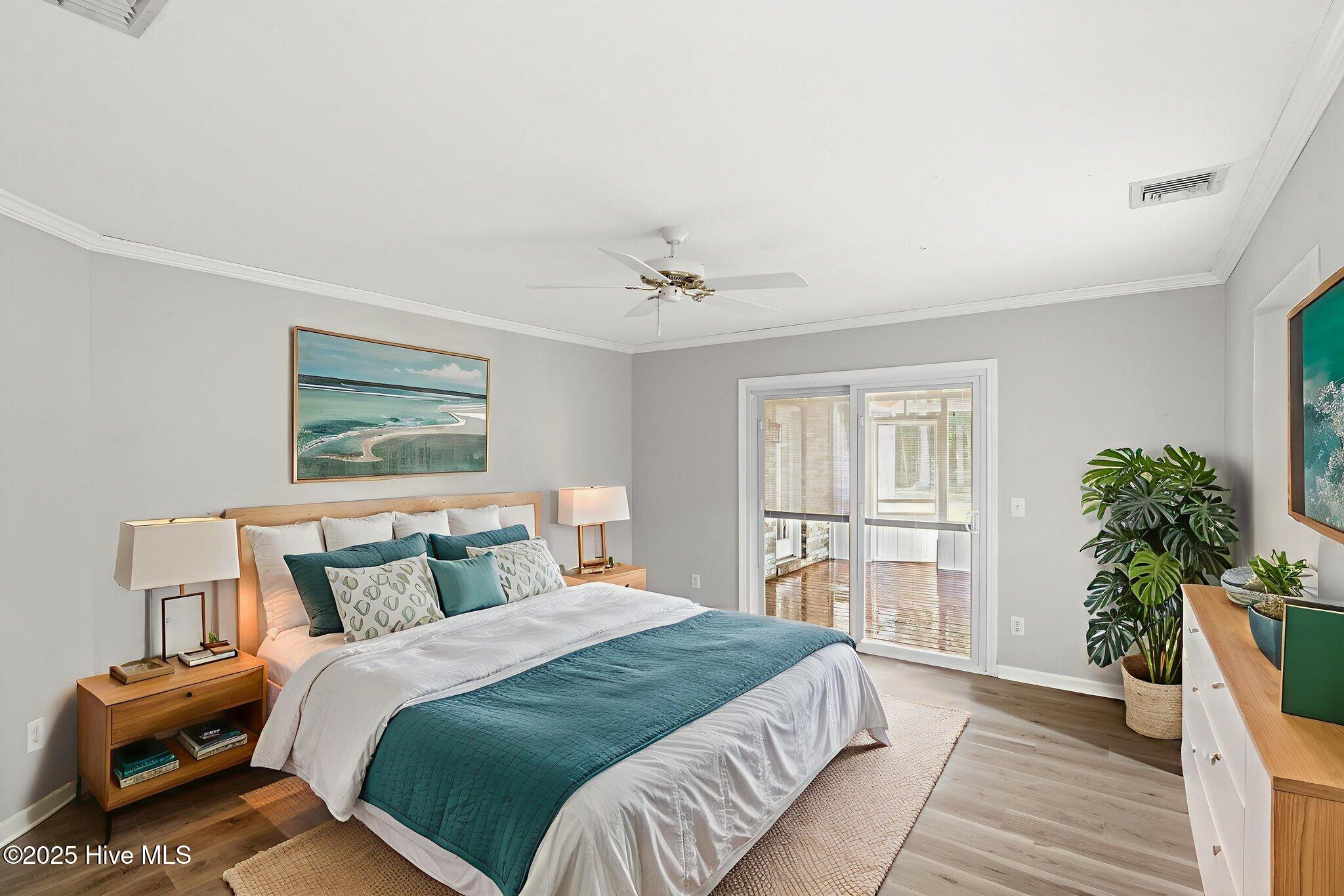 100535002 | Photo 11