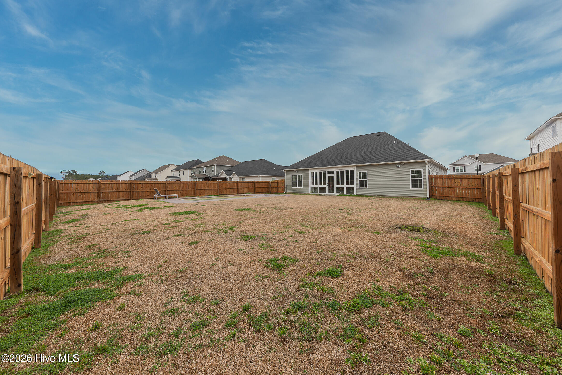 100556125 | Photo 41