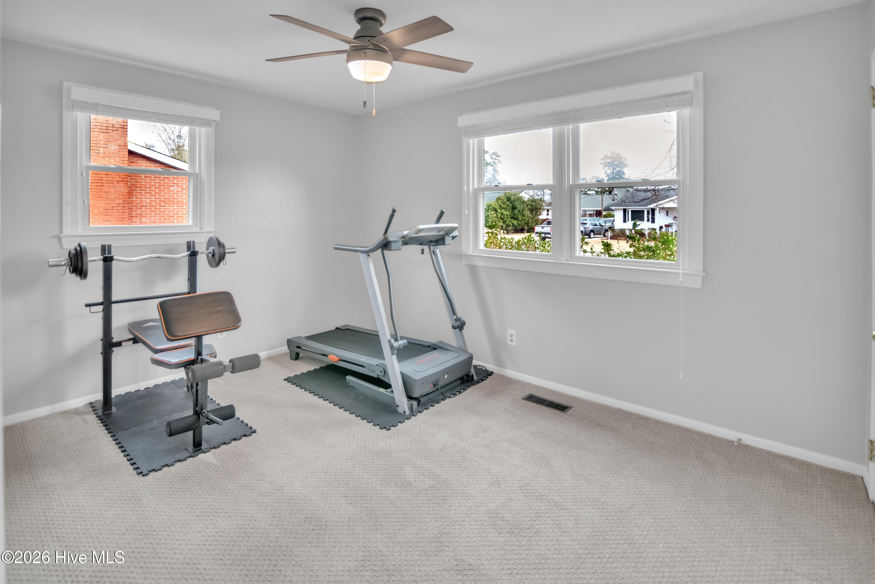 100547879 | Photo 13