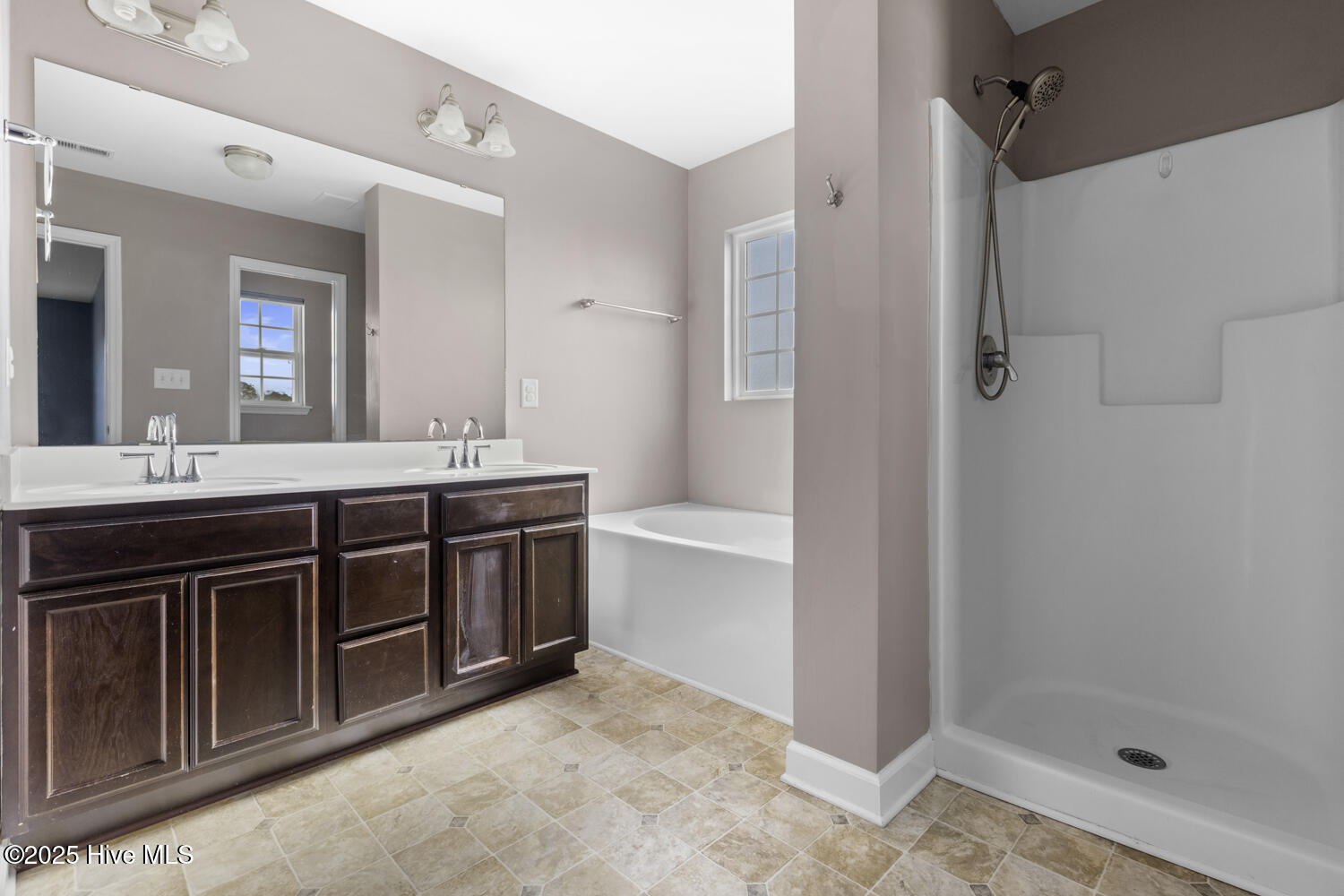 405 Duncan Drive S,Richlands