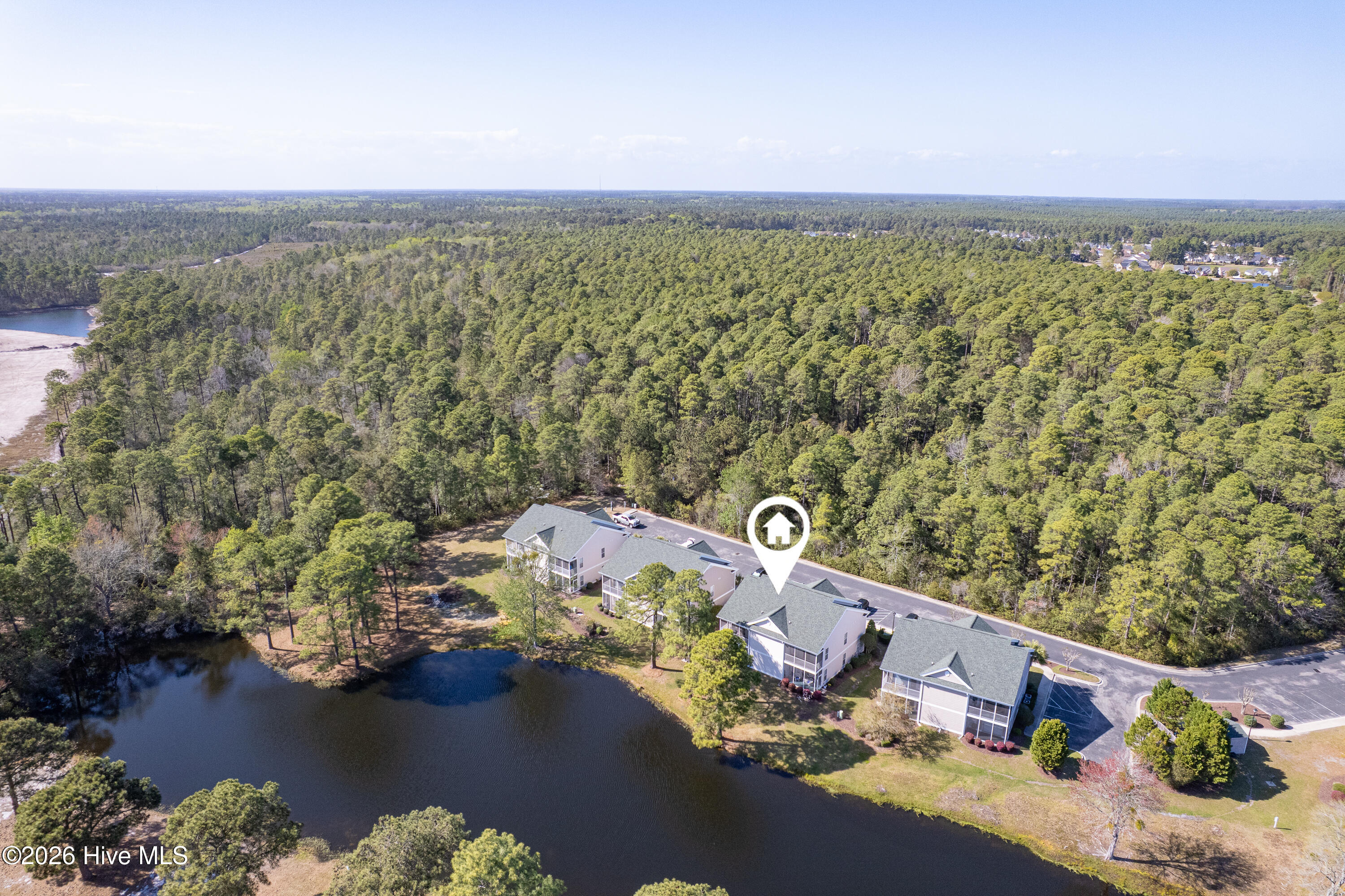 100564736 | Photo 38